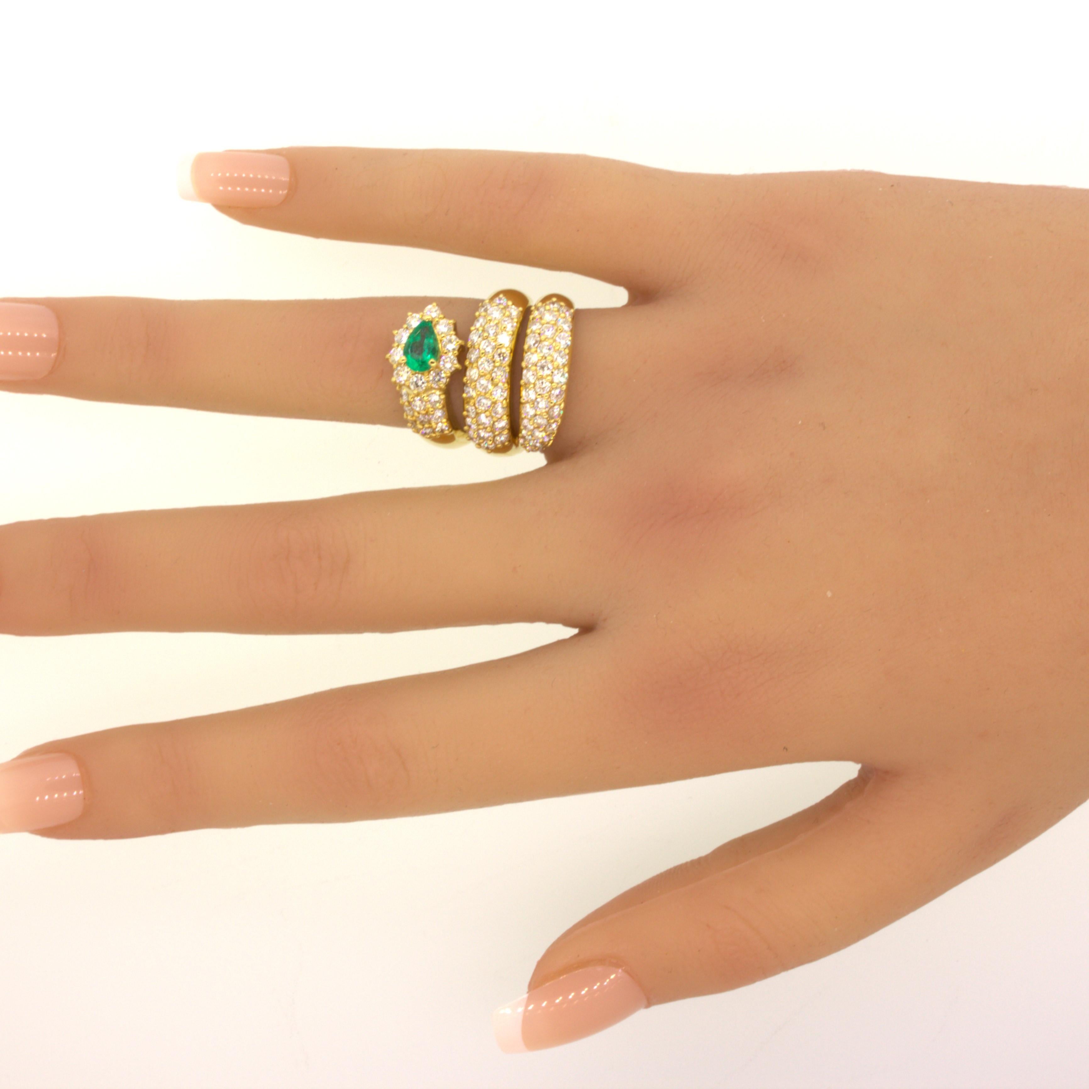 Emerald Diamond 18k Yellow Gold Snake Ring For Sale 5