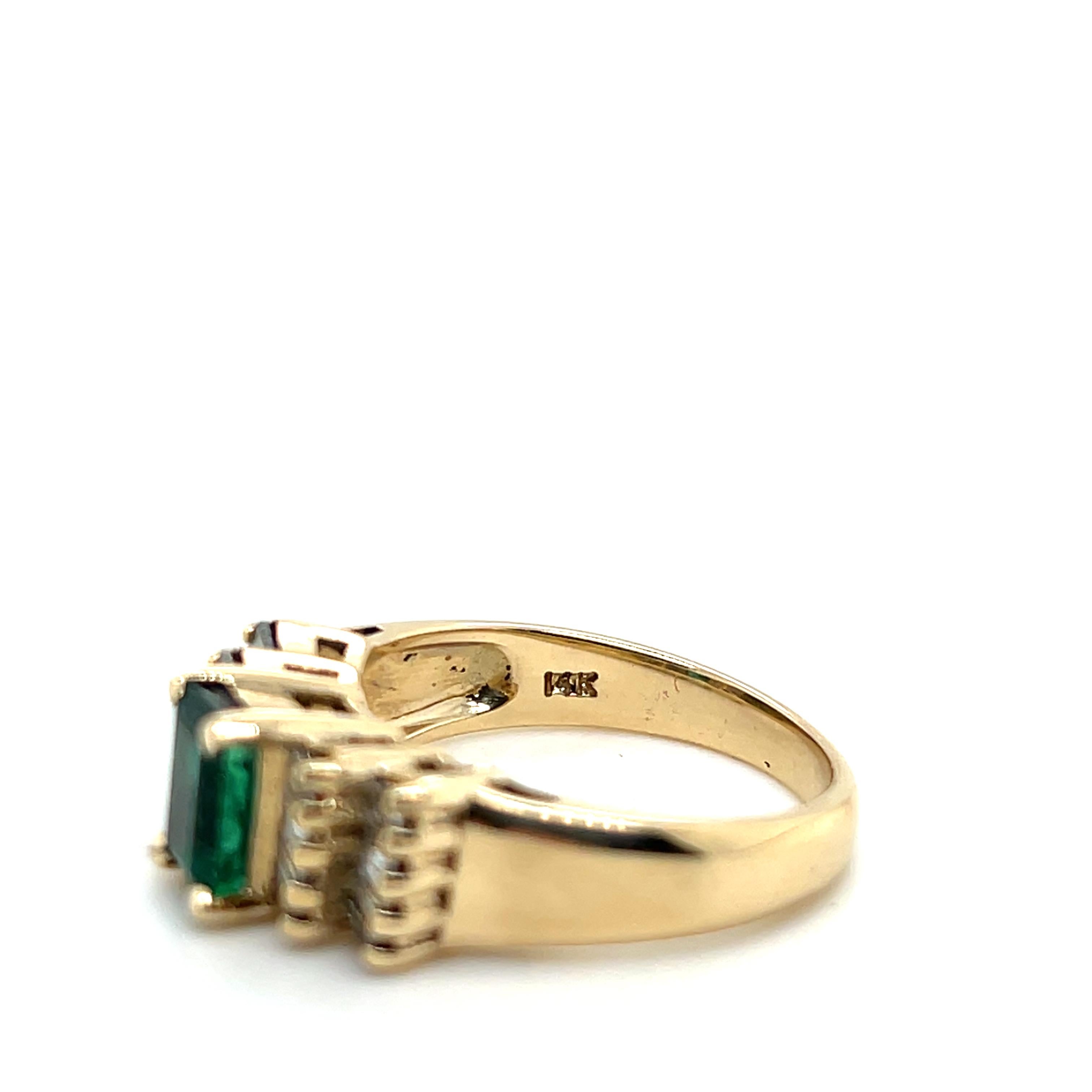Emerald Diamond and 14k Yellow Gold Statement Ring 1970s 2