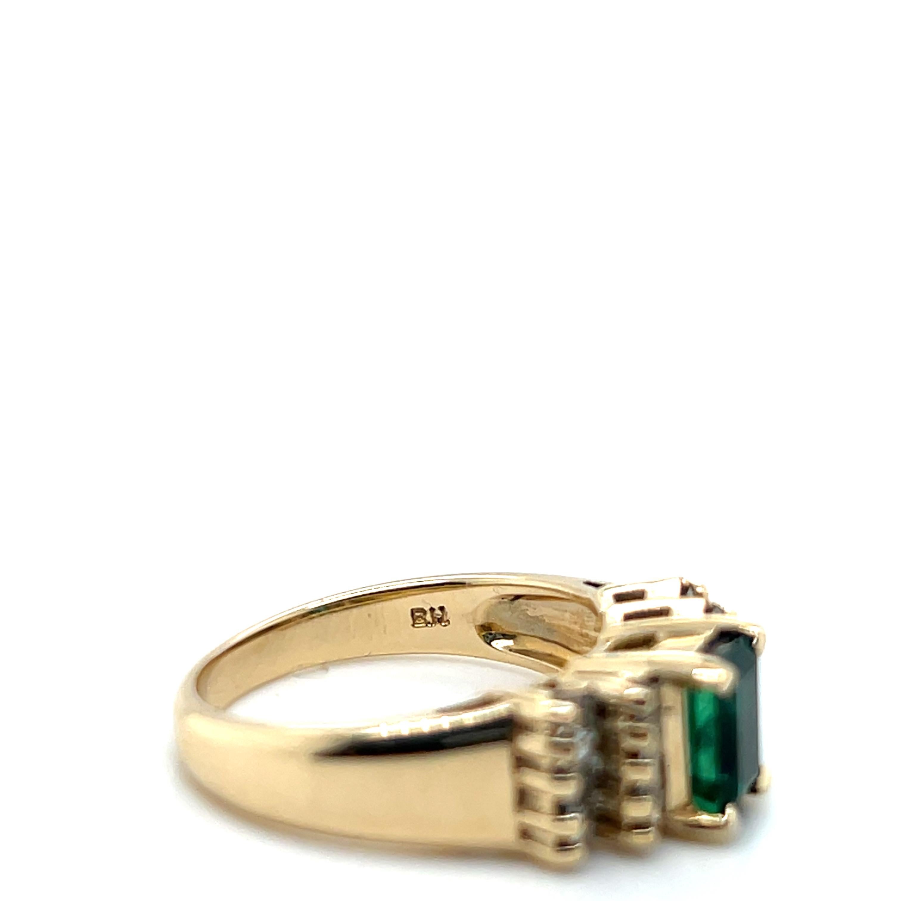 Emerald Diamond and 14k Yellow Gold Statement Ring 1970s 3
