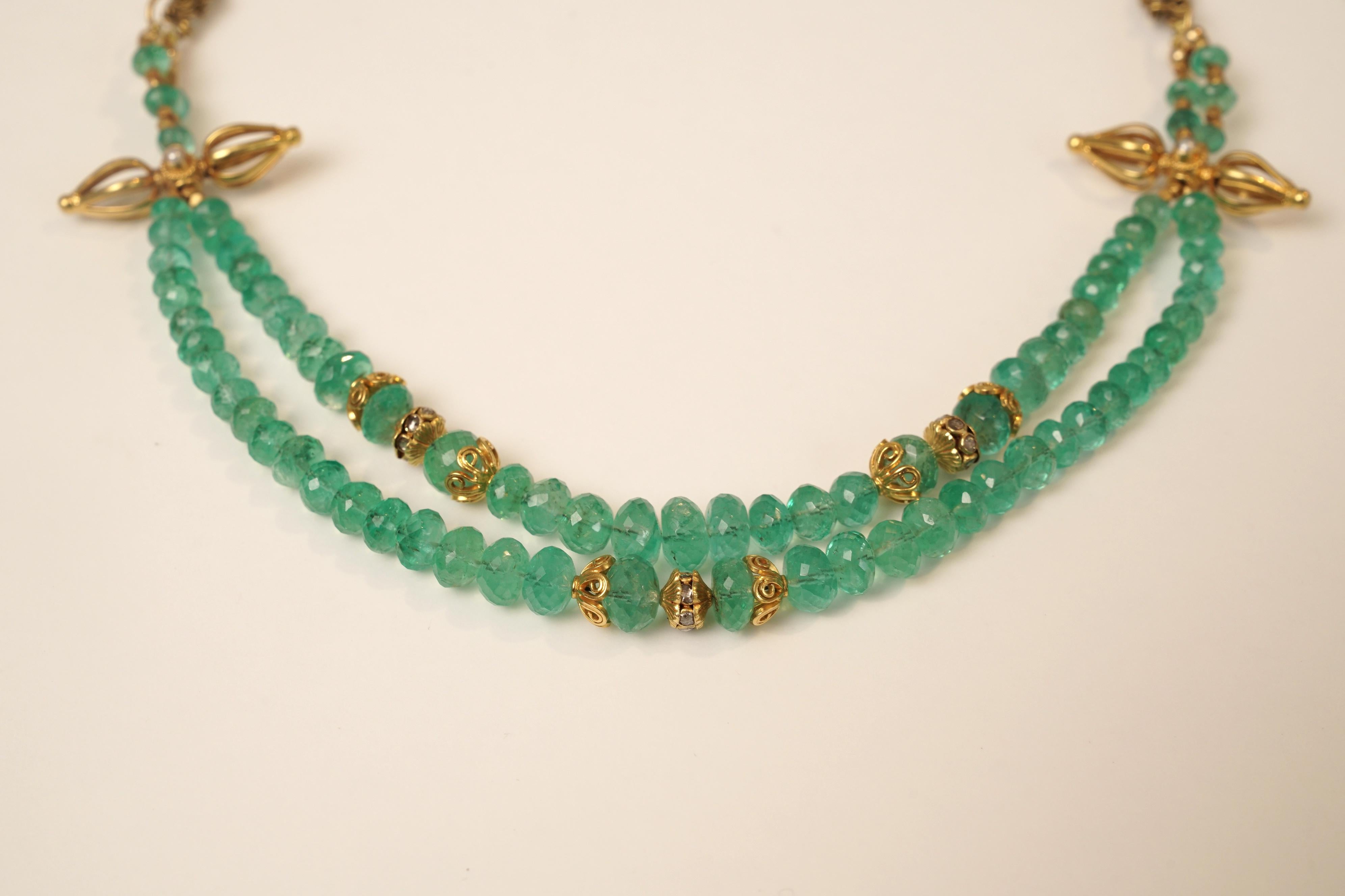 Halskette aus Smaragd, Diamant und 22 Karat Gold mit Perlen von Deborah Lockhart Phillips für Damen oder Herren im Angebot
