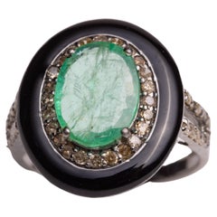Ring mit Smaragd, Diamant und schwarzem Onyx