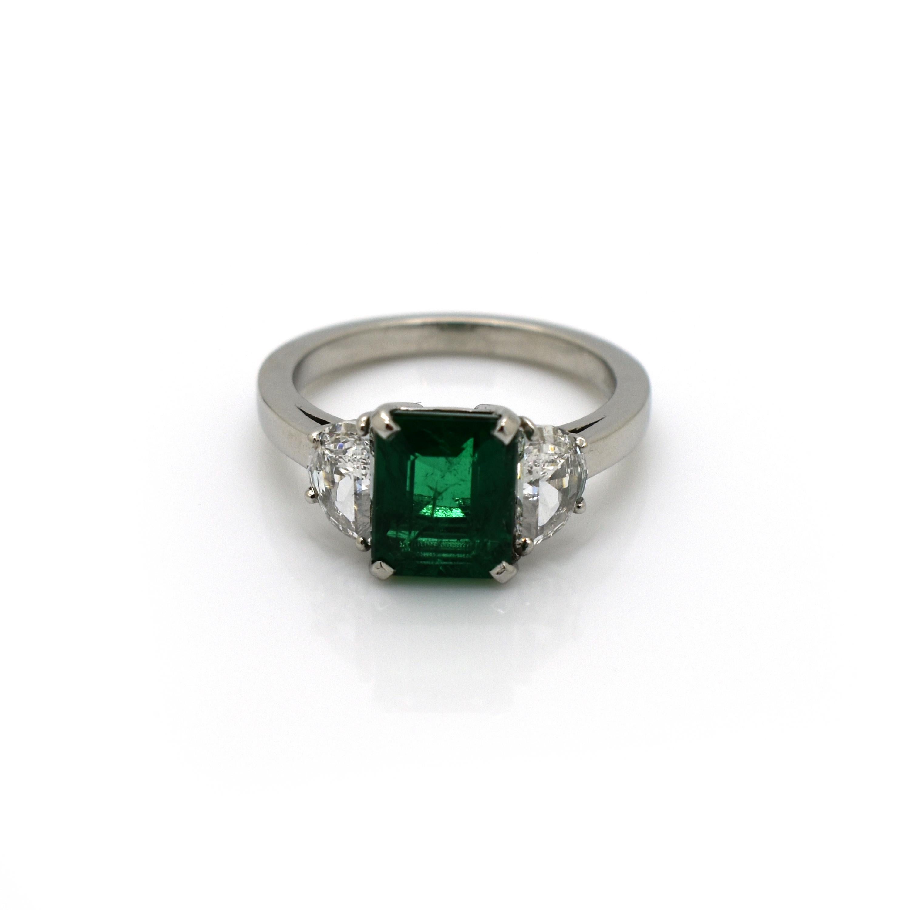 Emerald, Diamond and Platinum Ring, 2.00 Carats 1
