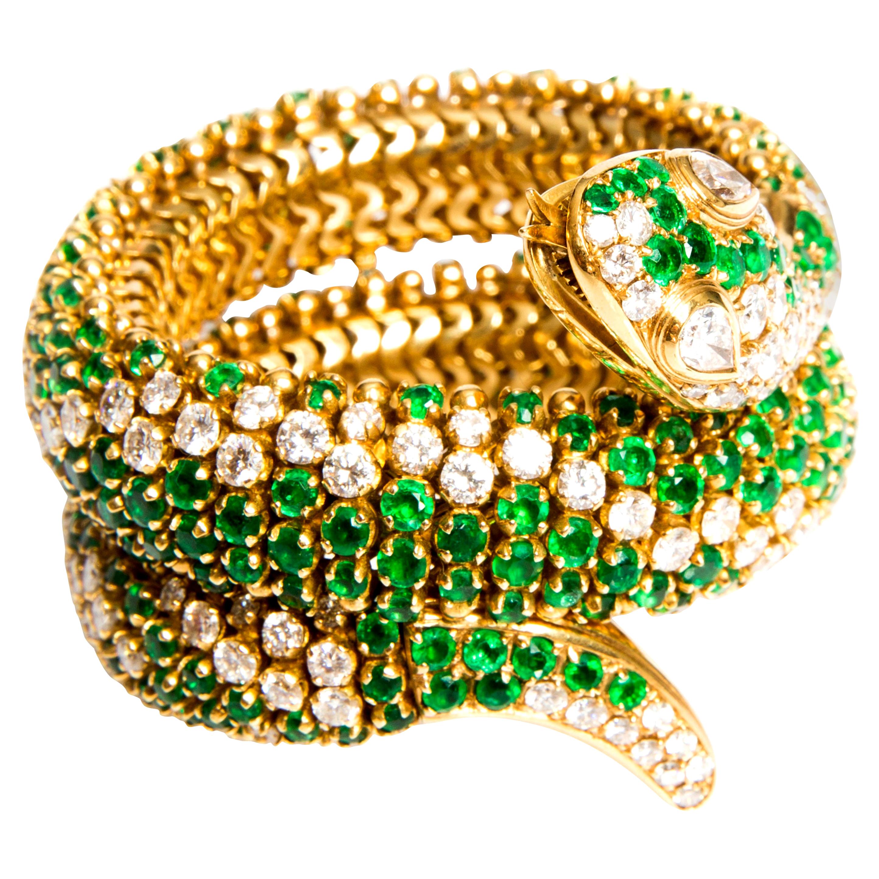Emerald, Diamond and Yellow Gold Sea Snake Bangle Bracelet For Sale