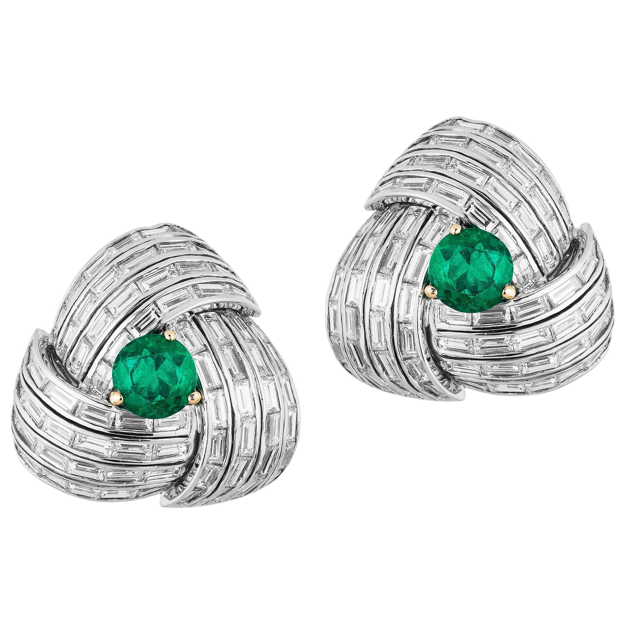 Goshwara Emerald And Diamond Baguette Stud Earrings For Sale