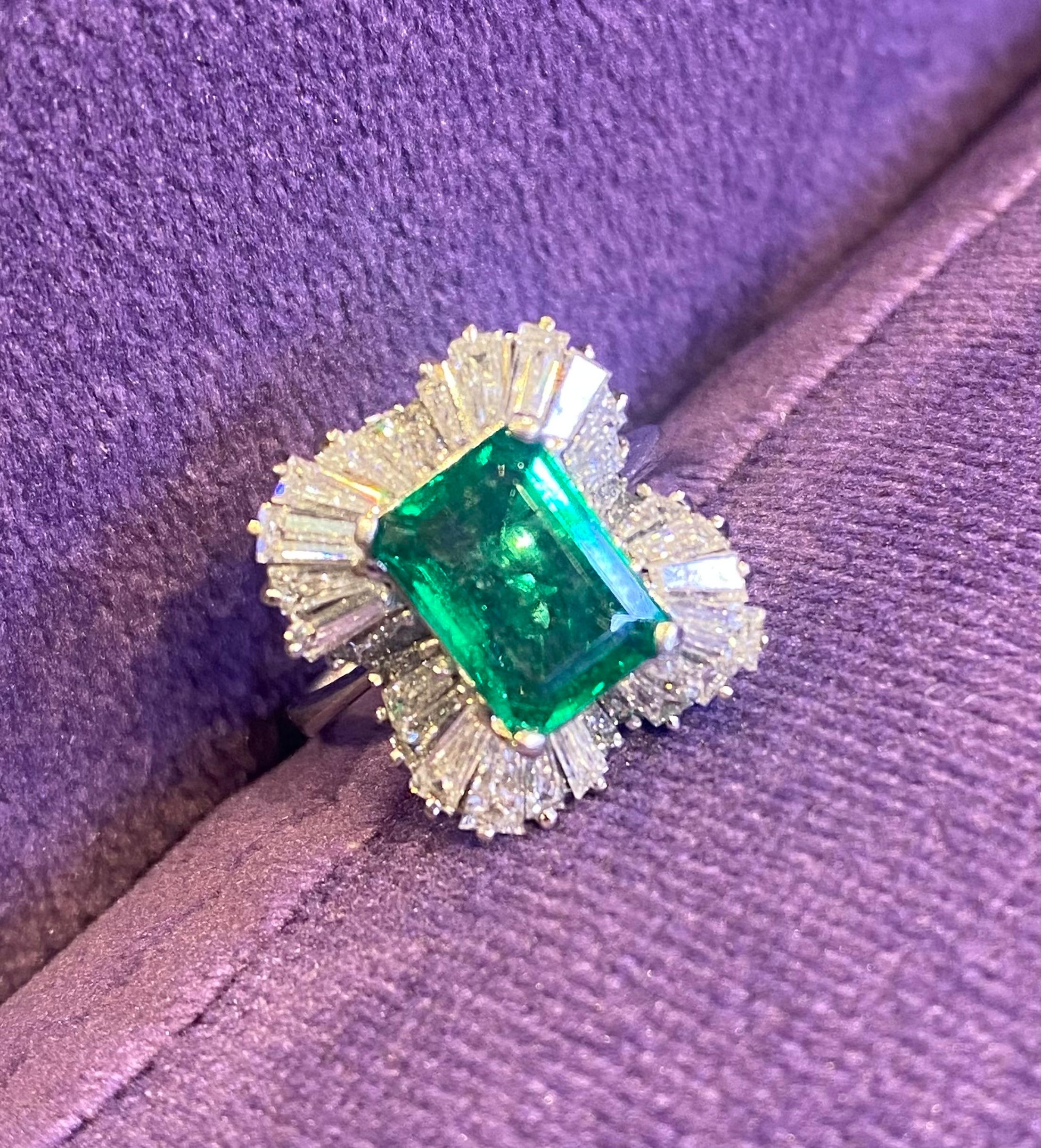 Women's Emerald & Diamond Ballerina Ring For Sale