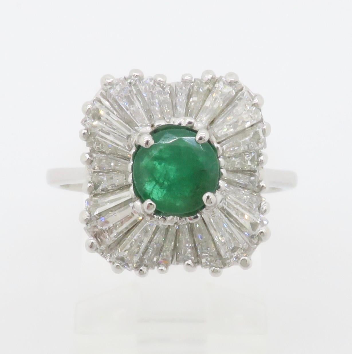 Smaragd & Diamant Ballerina Ring in Weißgold 2