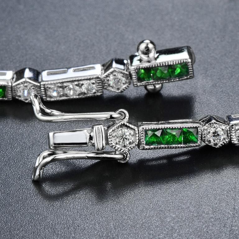 Emerald and Diamond Art Deco Style Link Bracelet in 18K White Gold For Sale 2