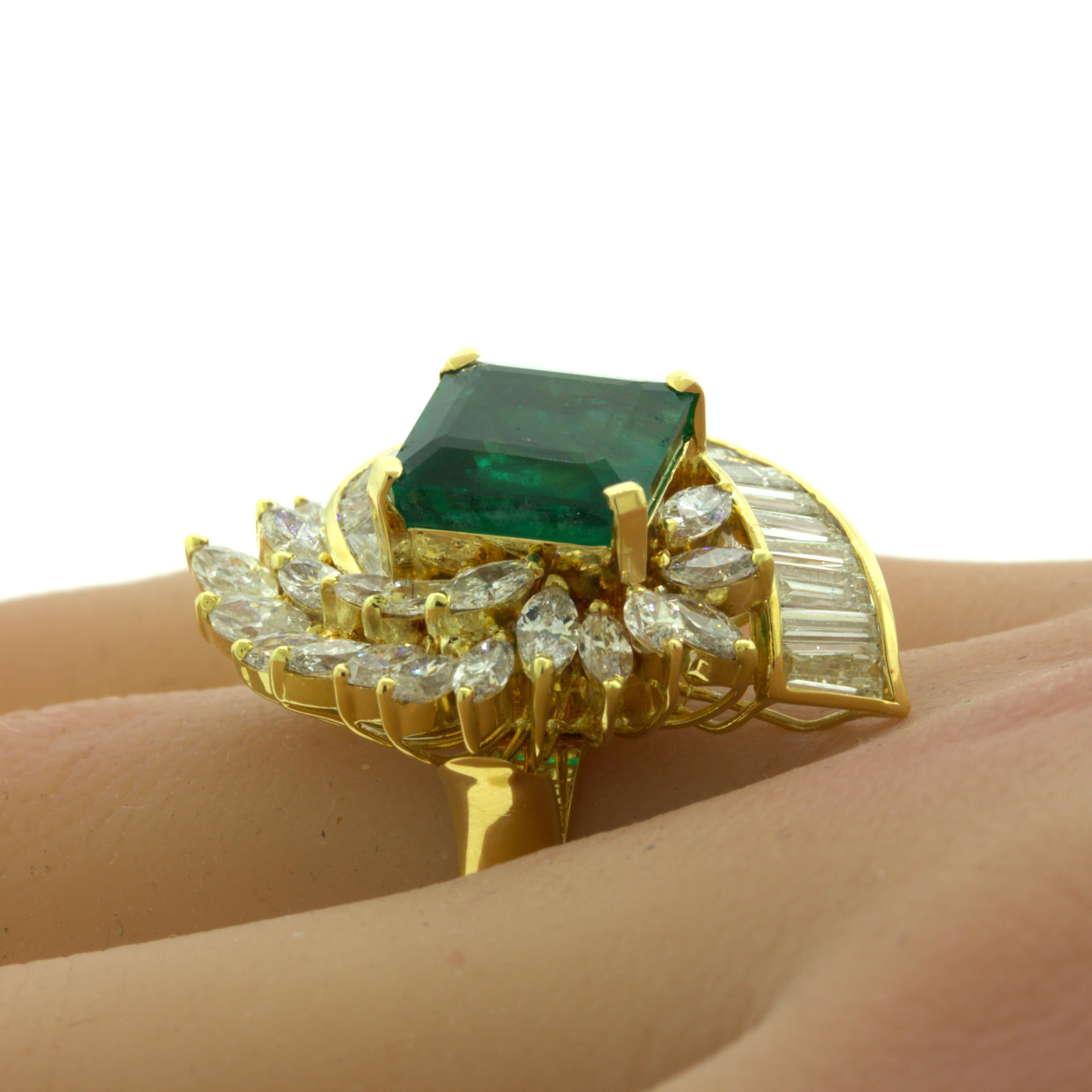 Emerald Diamond Cascade 18k Yellow Gold Pendant & Ring For Sale 5