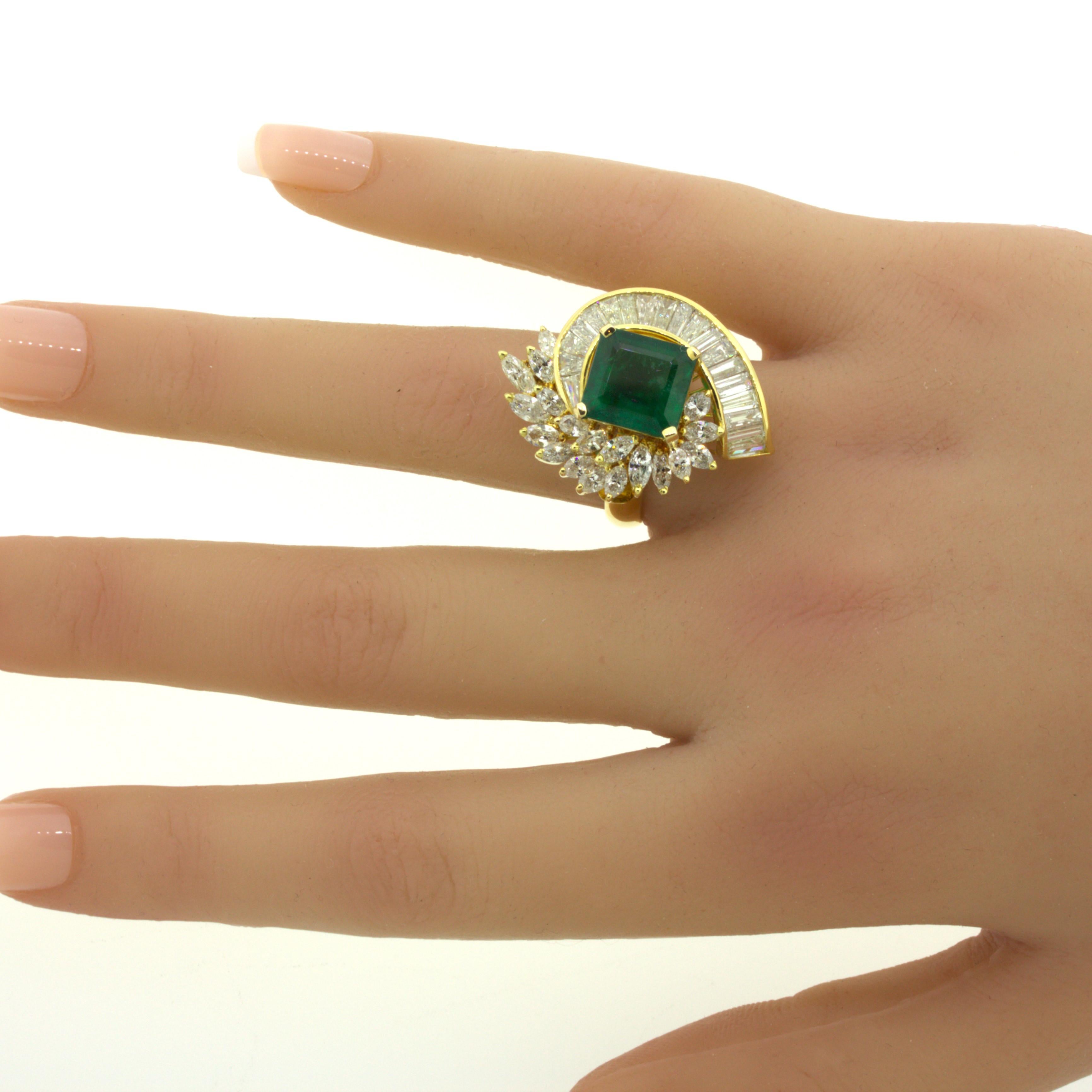 Emerald Diamond Cascade 18k Yellow Gold Pendant & Ring For Sale 7