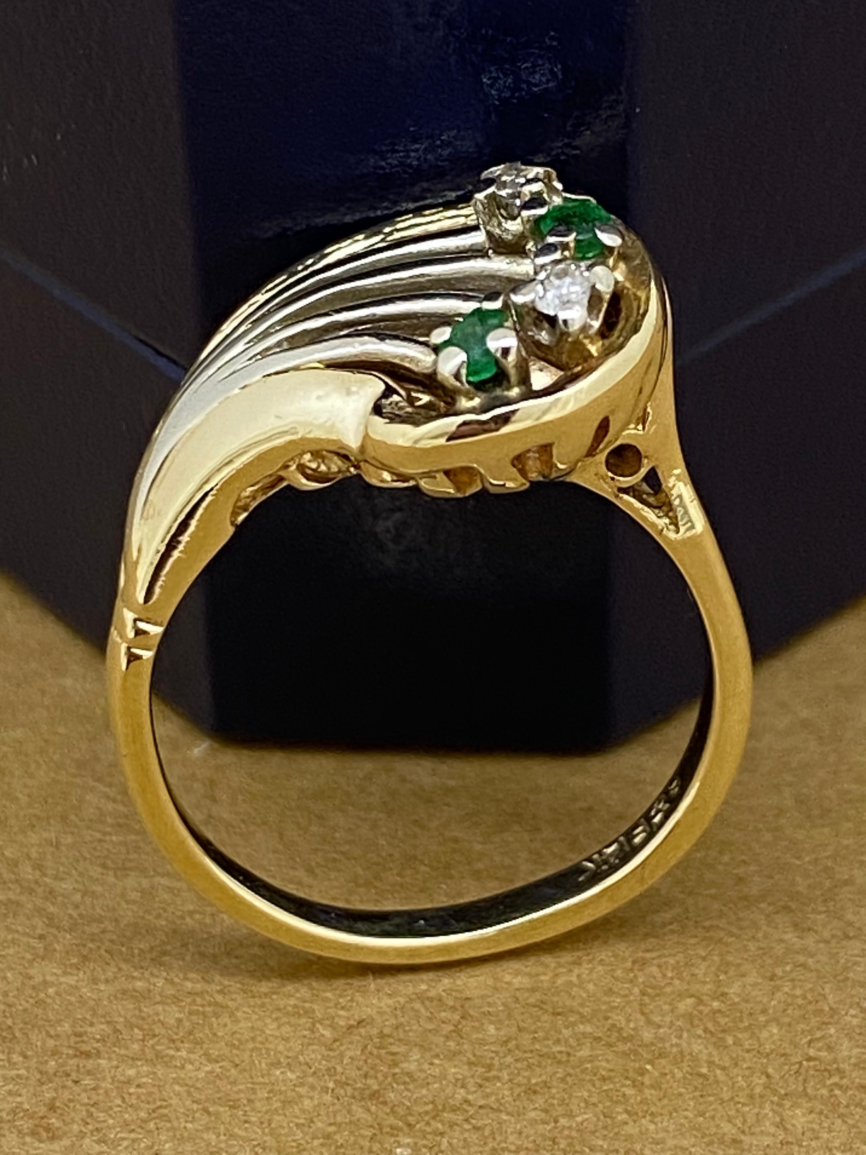 Round Cut Emerald & Diamond Cluster 