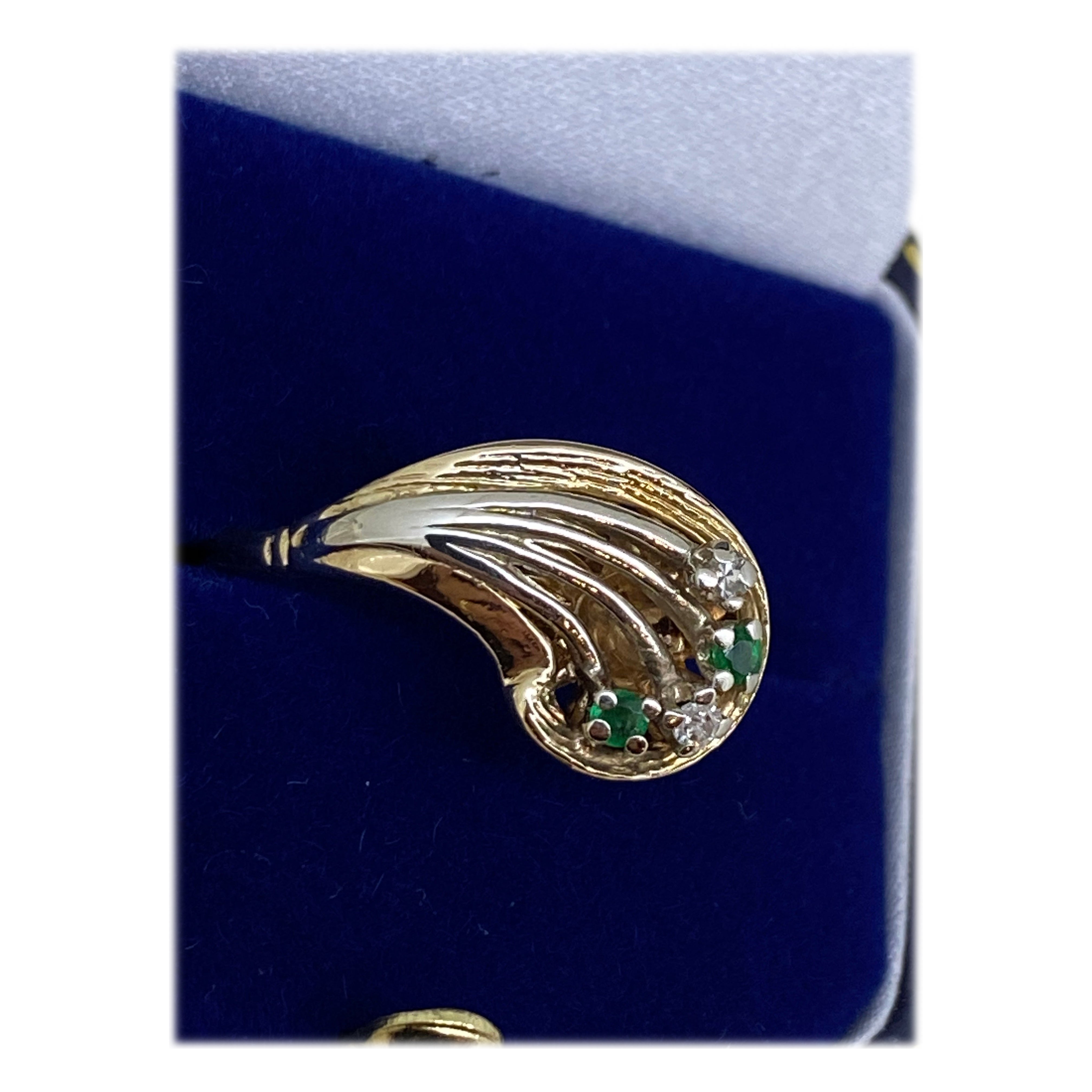 Emerald & Diamond Cluster "Grape Branch" Motif Retro Ring. 14K White Yellow Gold For Sale