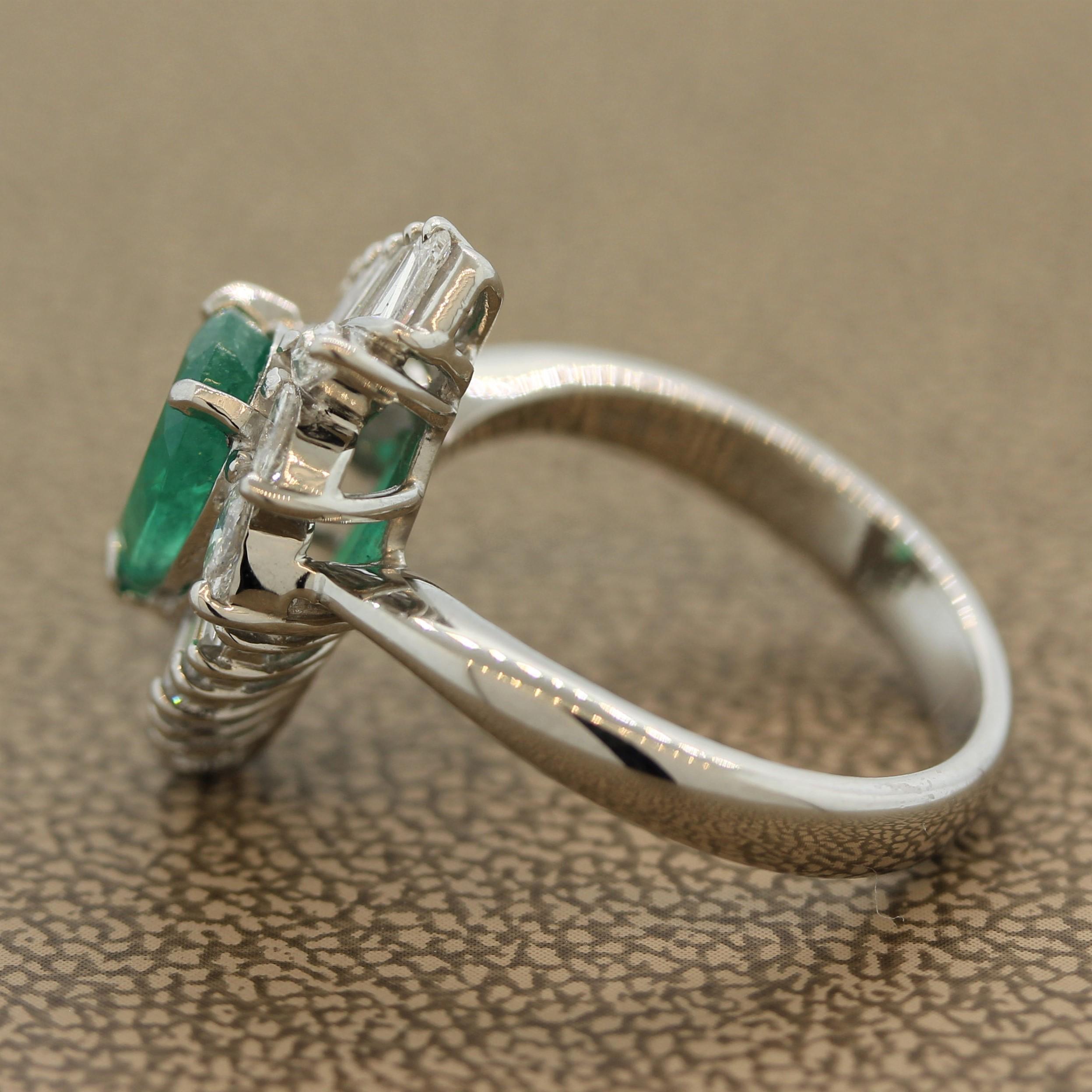 Emerald Diamond Cluster Platinum Ring In New Condition In Beverly Hills, CA