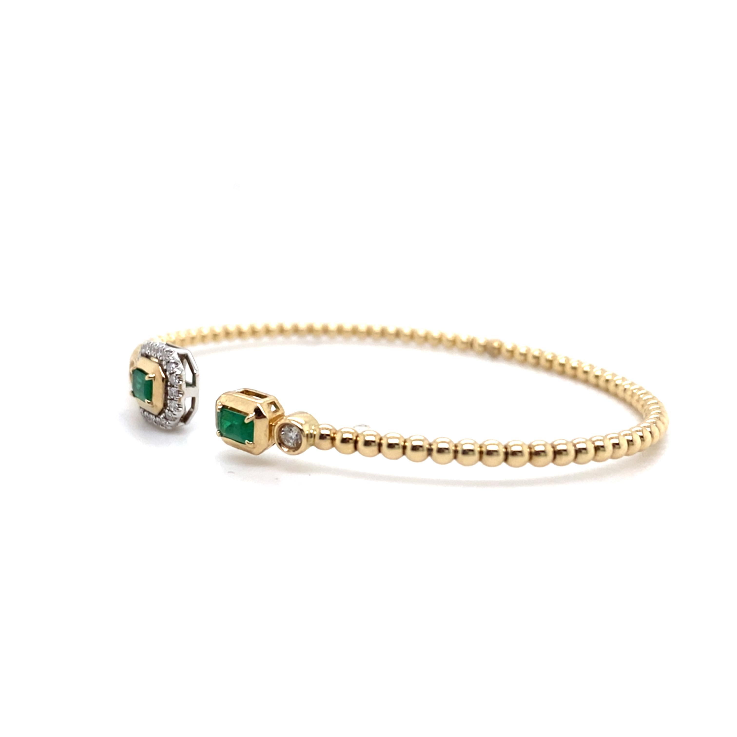Smaragd-Diamant Kontrast Asymmetrische Flexible Manschette Armreif, zweifarbig 14K Gold im Zustand „Neu“ im Angebot in Austin, TX