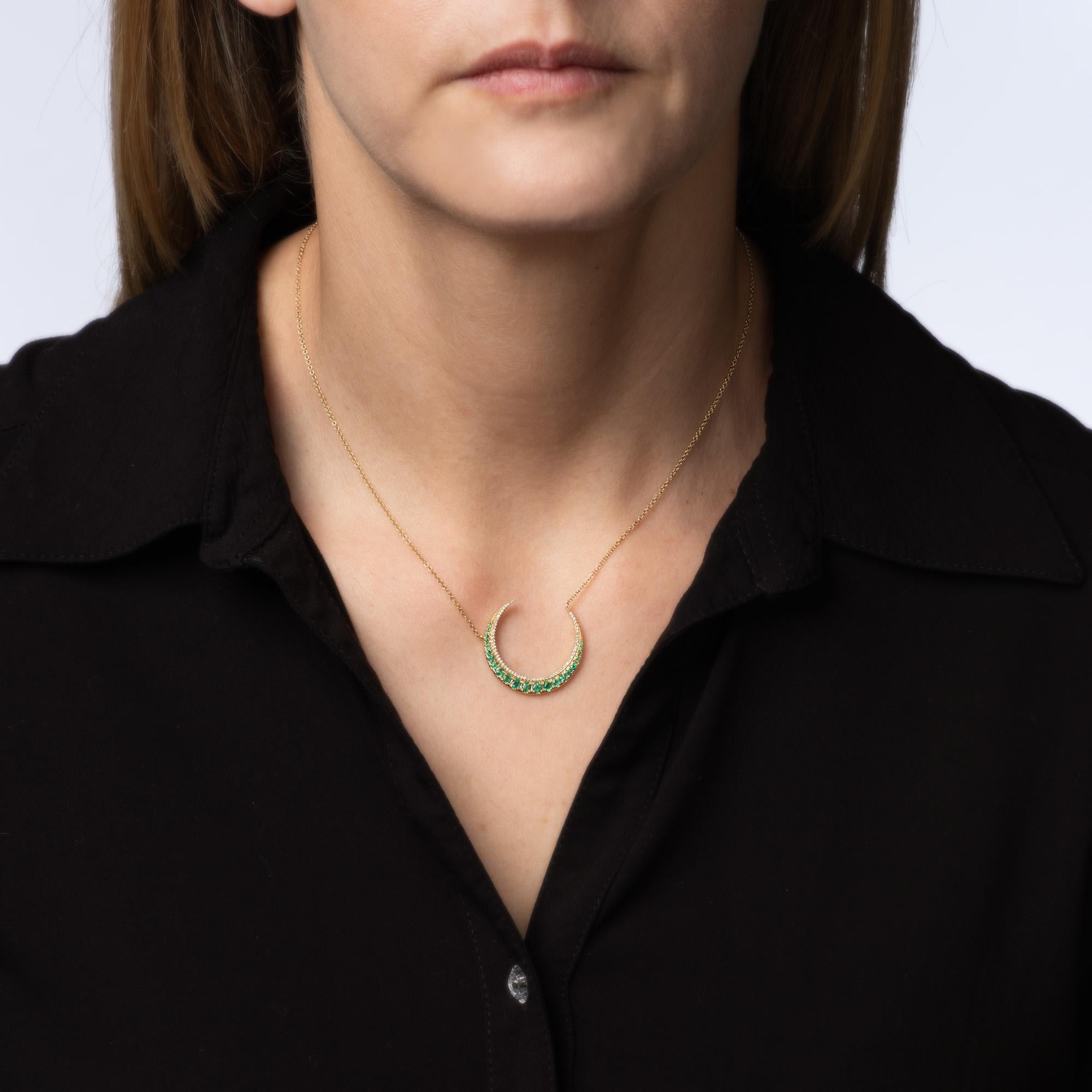 Modern Emerald Diamond Crescent Moon Necklace 14k Gold Celestial Fine Jewelry 18