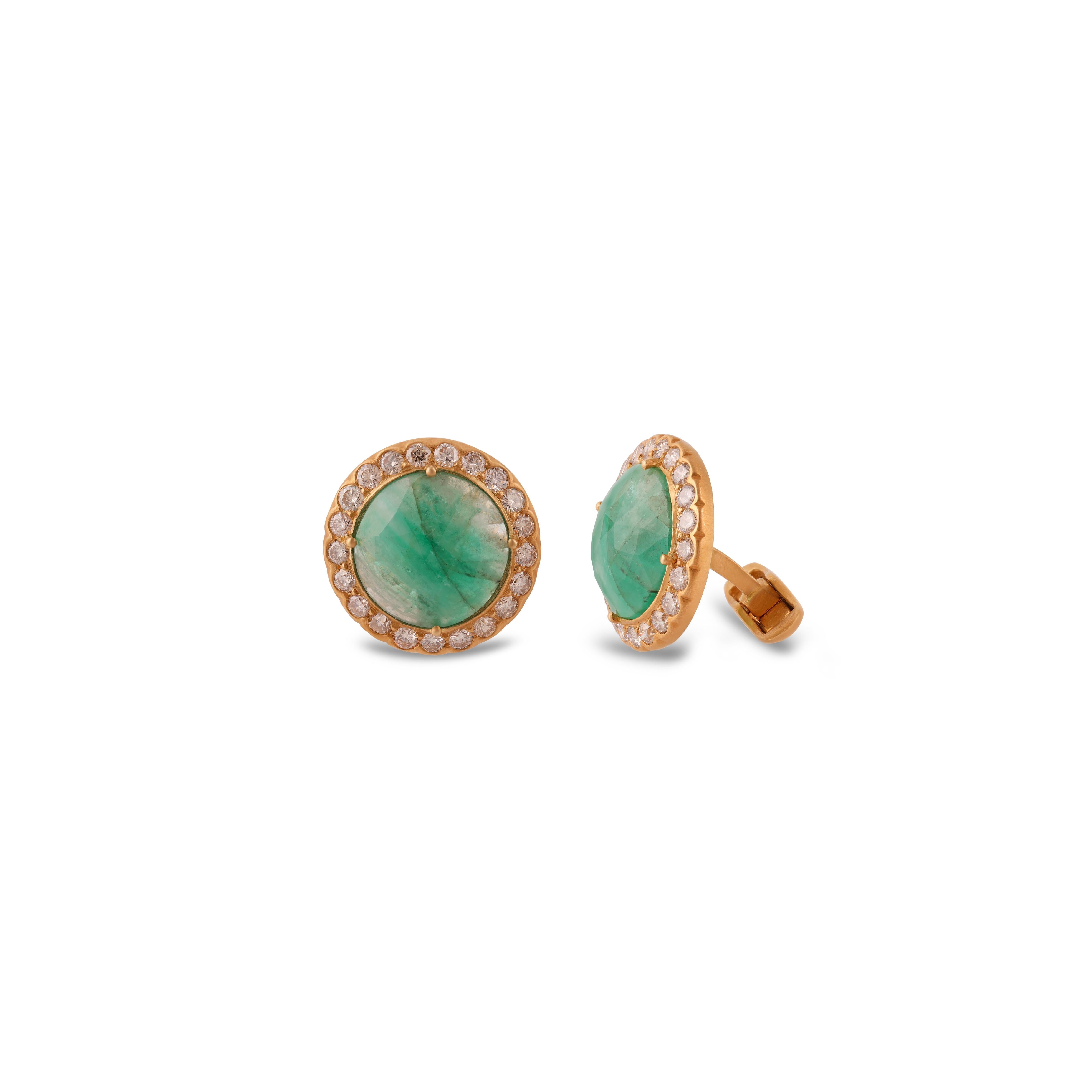 Classical Roman Emerald & Diamond Cufflinks With Diamond & 18k Gold  For Sale