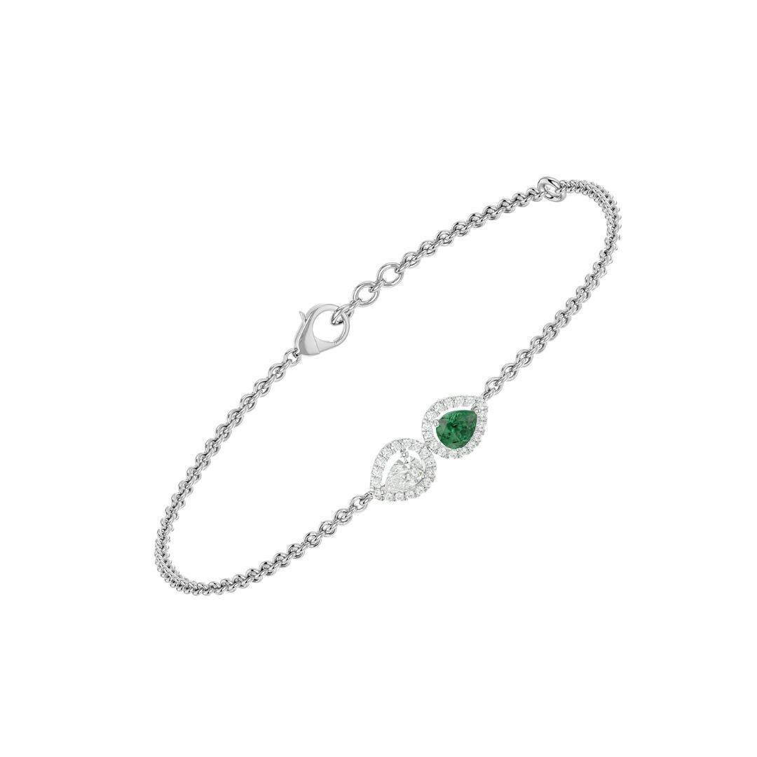 Women's or Men's Emerald & Diamond Dual Tone Bracelet In 18 Karat Gold For Sale