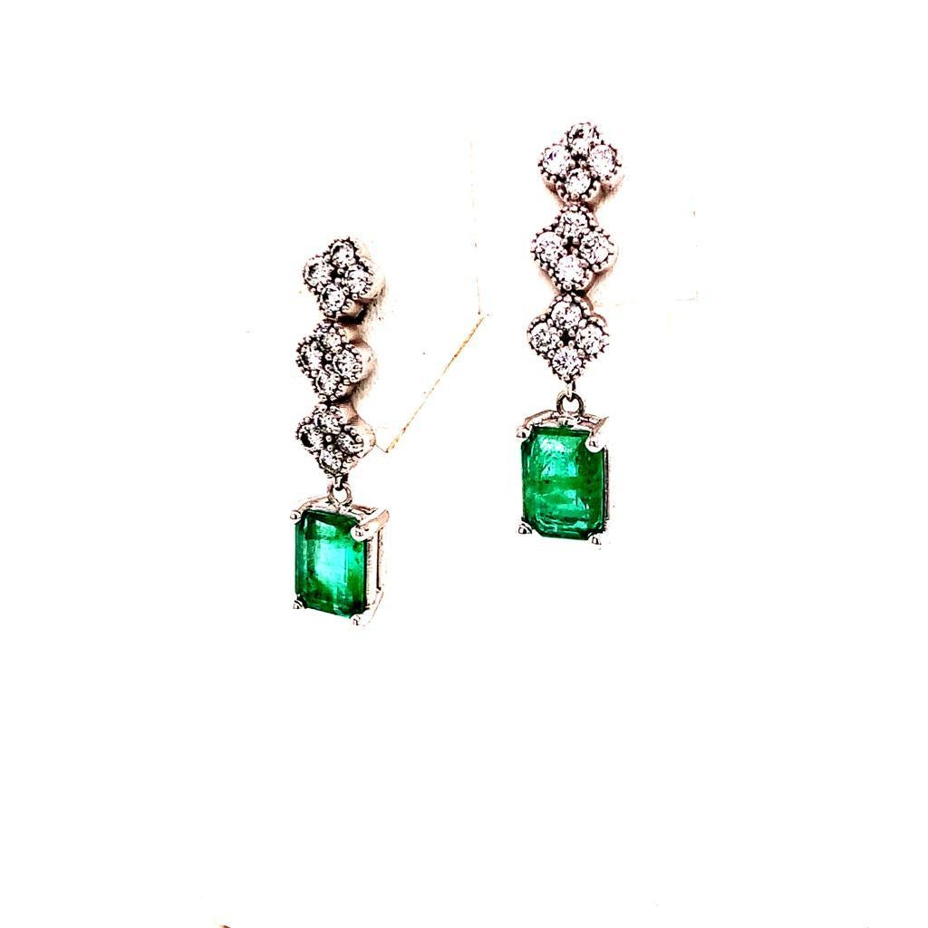 Emerald Diamond Earring 14k White Gold 2.13 TCW Certified In New Condition For Sale In Brooklyn, NY