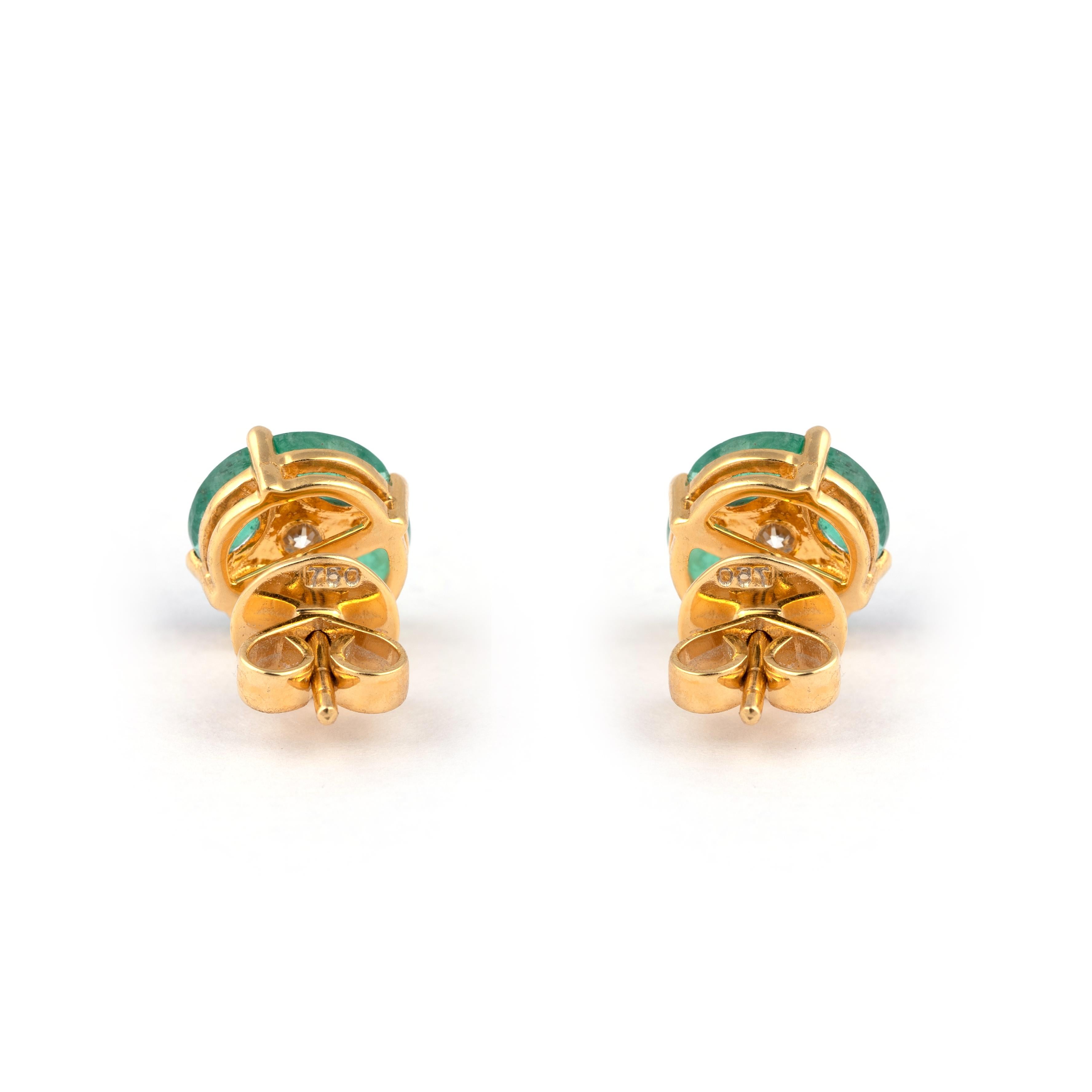 Women's 1.85cts Emerald & 0.17cts Diamond gold Earring