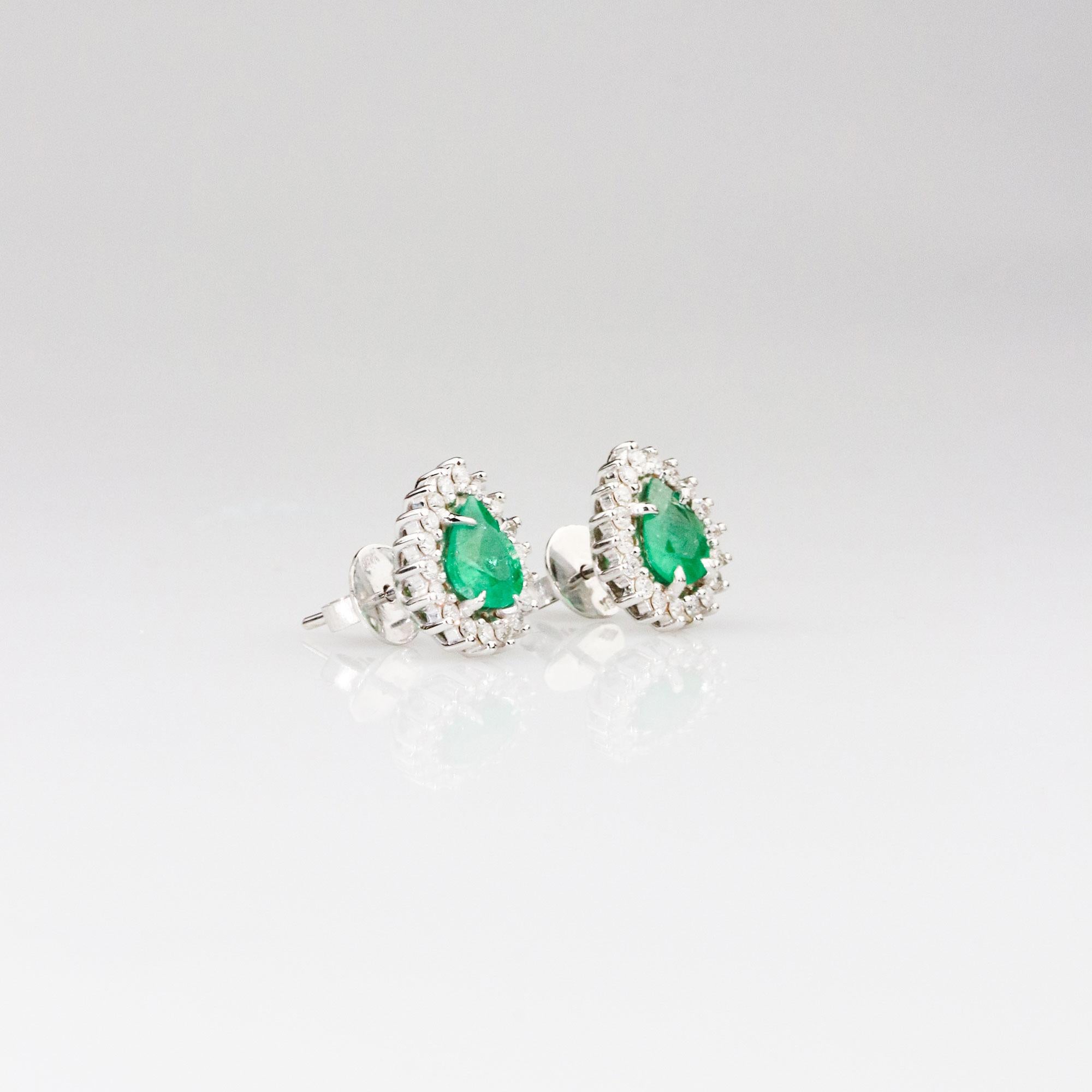 18K Solid White Gold

Emerald Gemstones: Pear Shape, Size 7.6x6.4mm, Weight 1.69 cts

Natural Diamonds: Round Cut

People have admired emerald’s green for thousands of years. Today the majority of Emeralds are found in Brazil, Colombia and Zambia.
