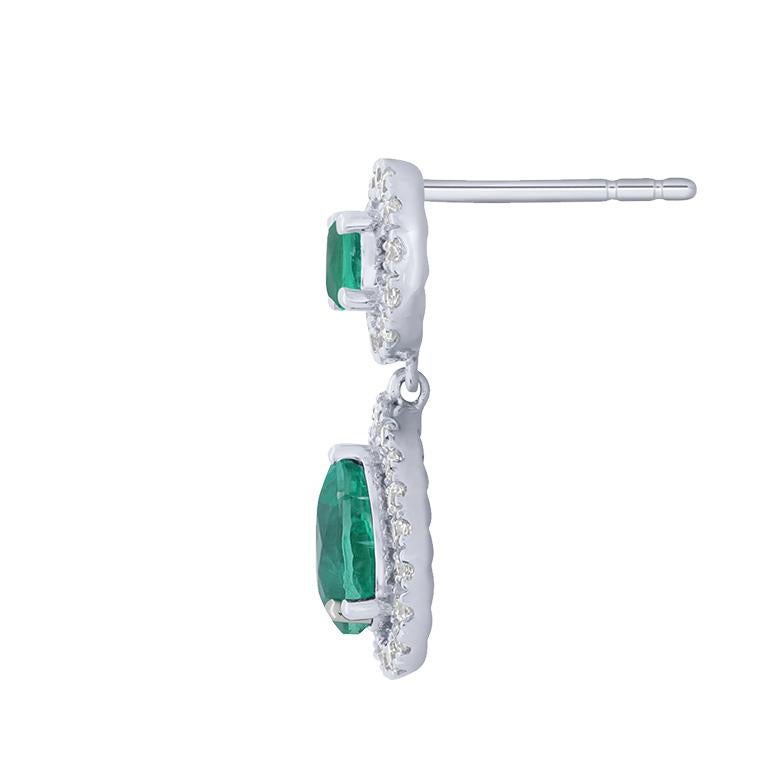 Oval Cut Emerald diamond earrings For Sale