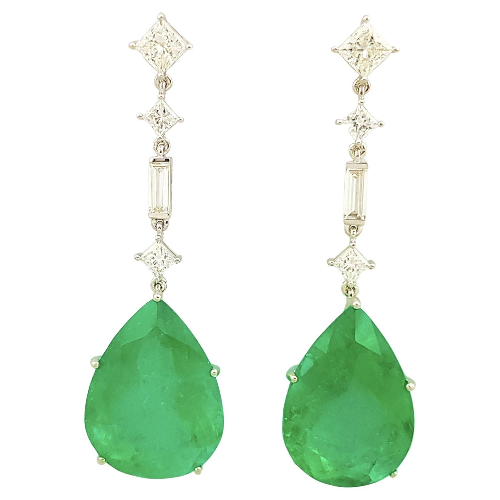 GIA Certified Colombian Emerald with Diamond Earrings set in Platinum 950 For Sale