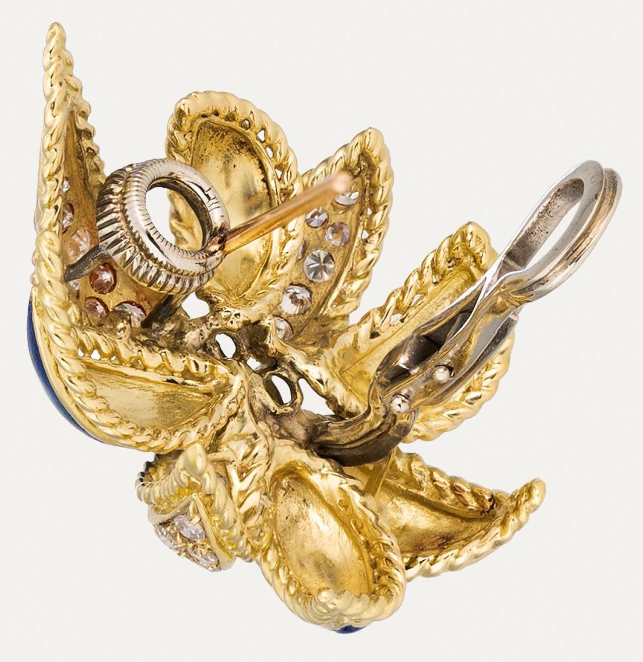 Emerald Diamond Enamel Yellow Gold Earrings en vente 3