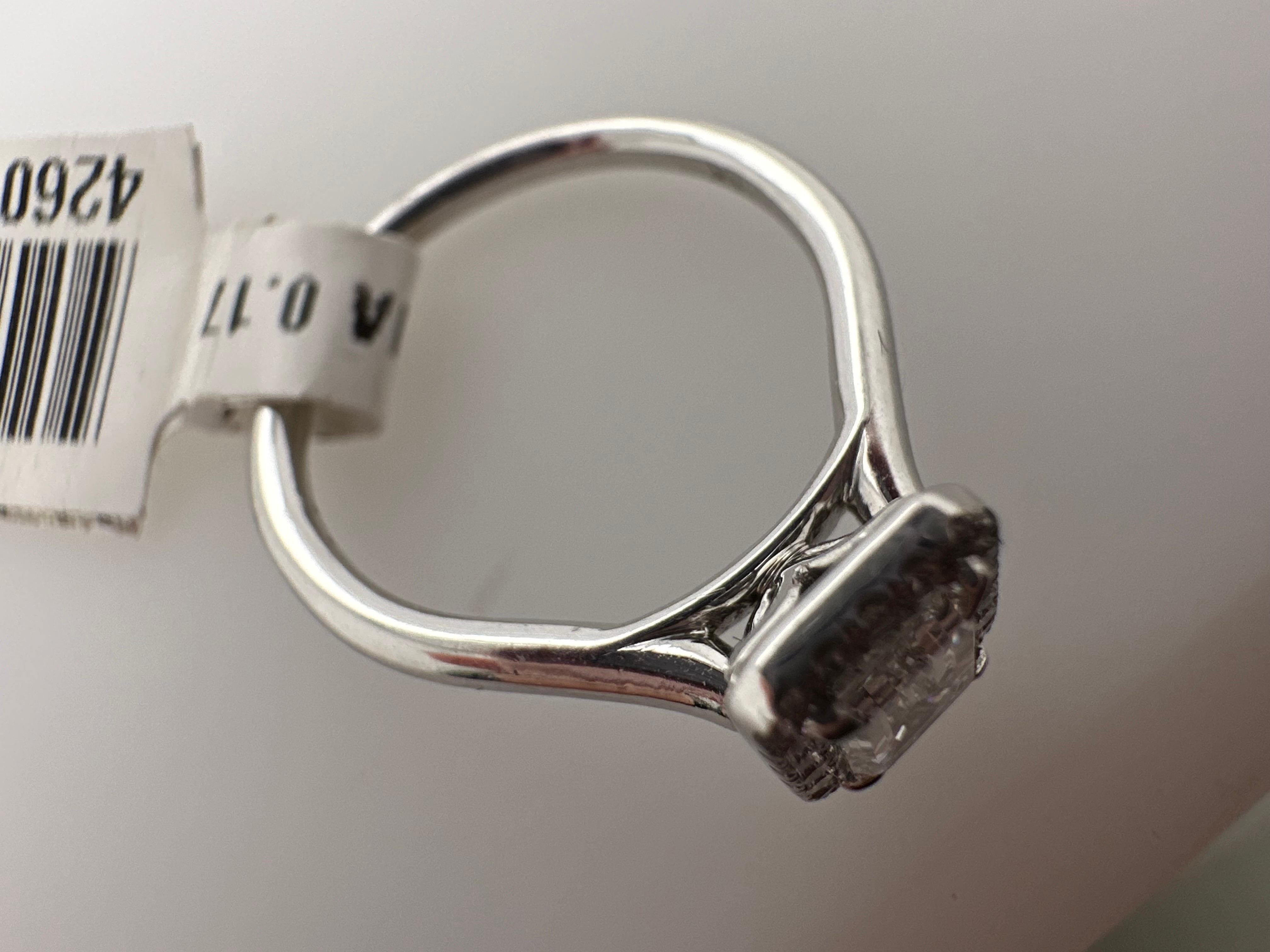 Emeraude Diamant Bague de fiançailles or blanc 18KT  Neuf - En vente à Boca Raton, FL