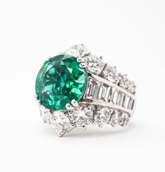 Emerald Diamond Exclusive Platinum Ring
