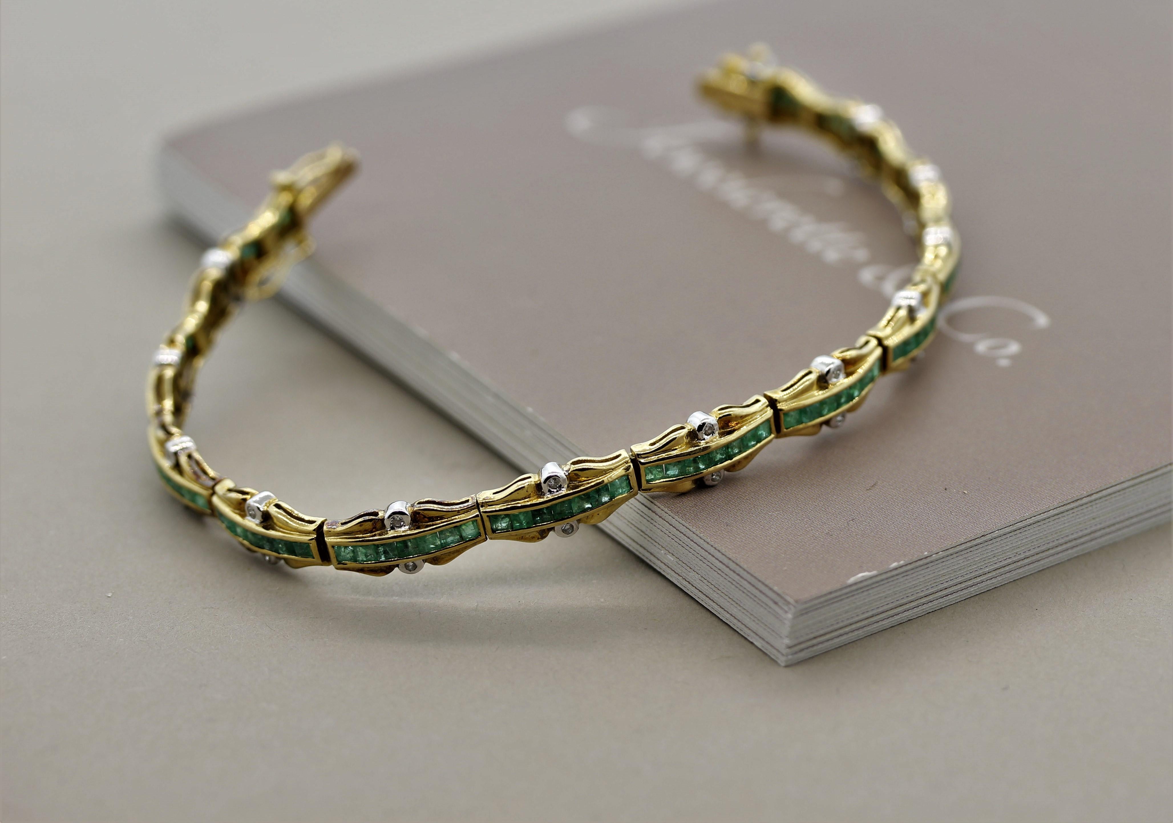 Women's Emerald Diamond Gold Link Bracelet