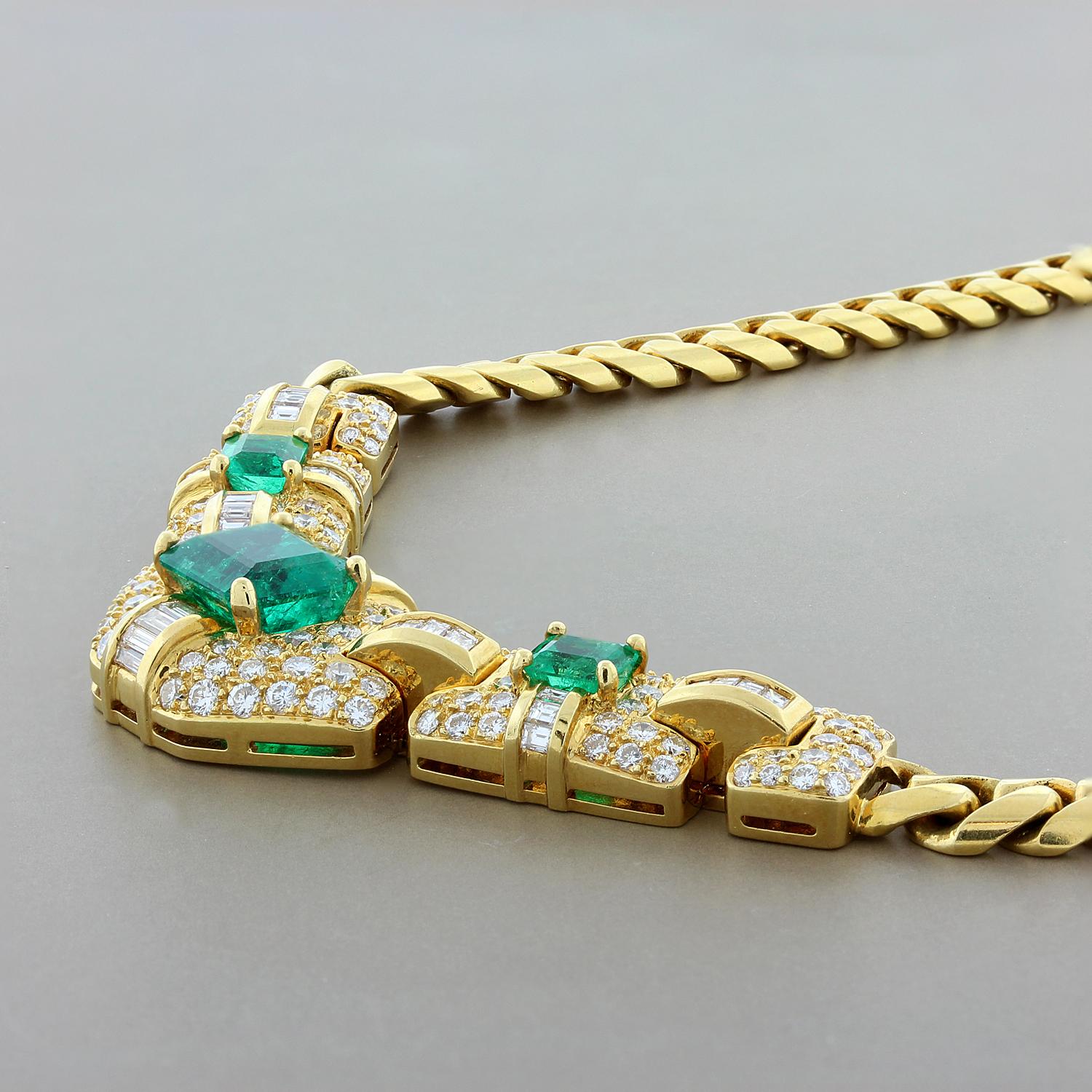 Emerald Diamond Gold Necklace In New Condition For Sale In Beverly Hills, CA