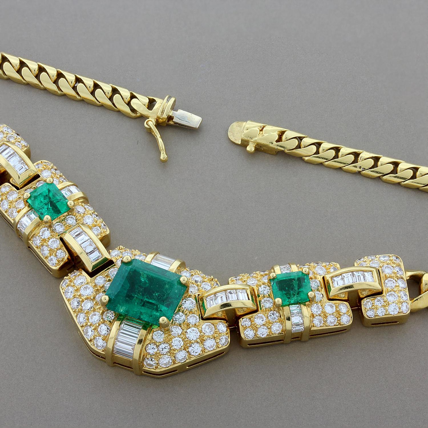 Emerald Diamond Gold Necklace For Sale 2