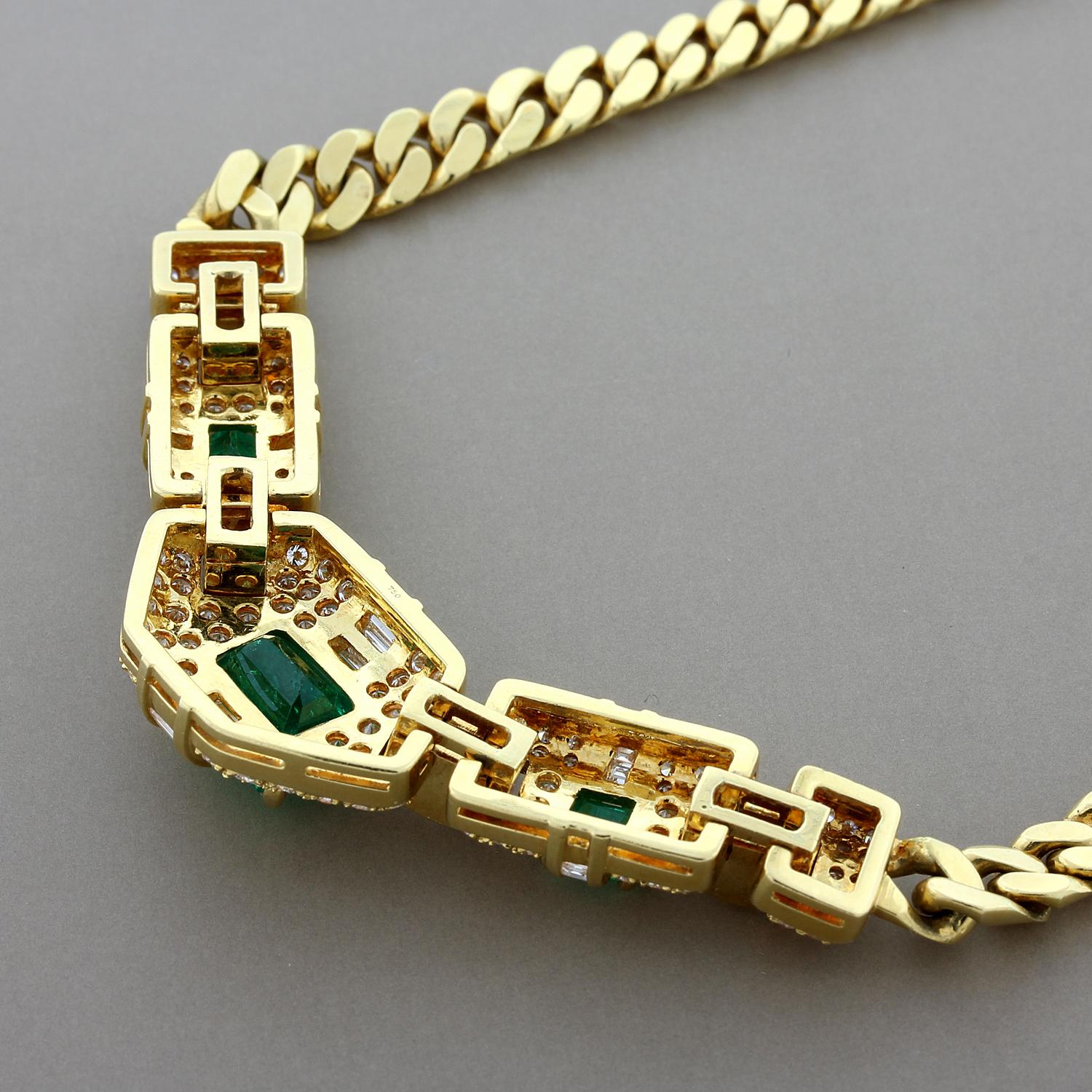 Women's Emerald Diamond Gold Necklace For Sale