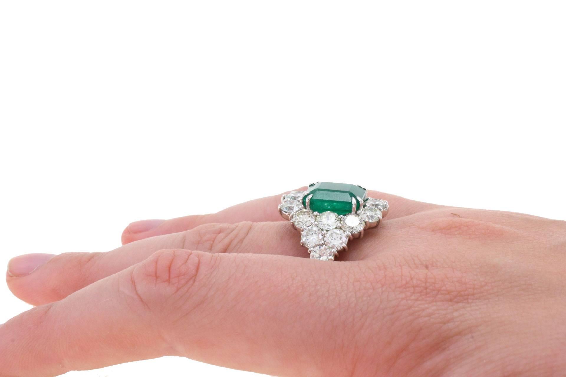 Emerald Diamond Gold Oz Ring For Sale 1