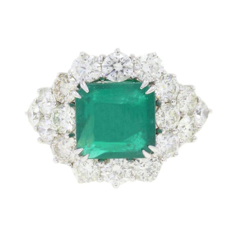 Emerald Diamond Gold Oz Ring For Sale at 1stDibs