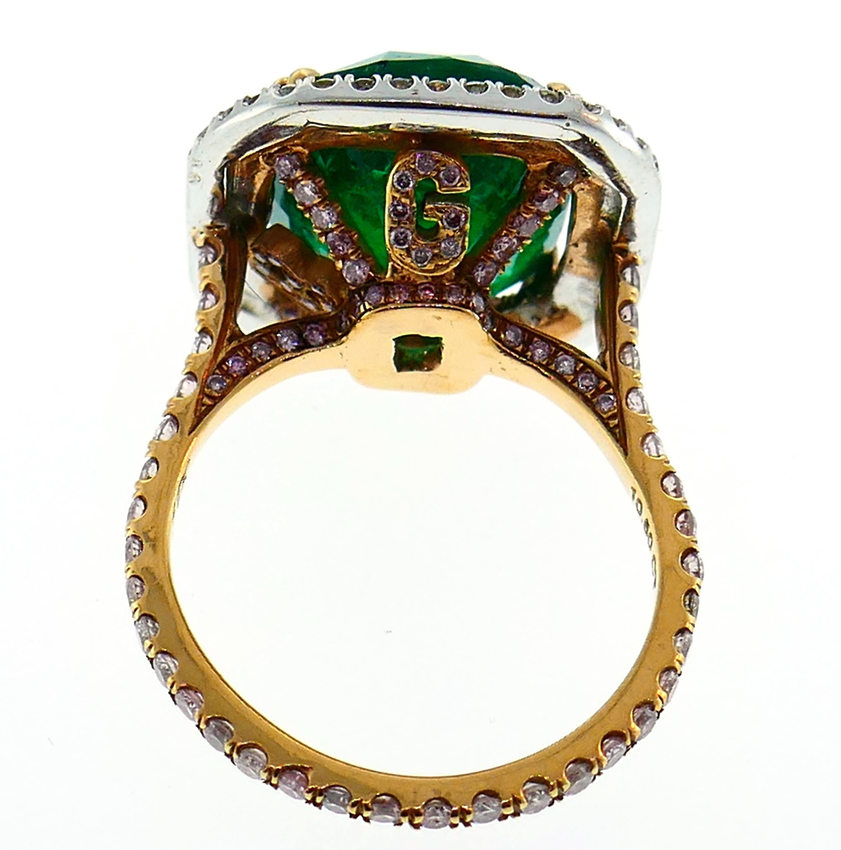 Women's Emerald Diamond Gold Ring 