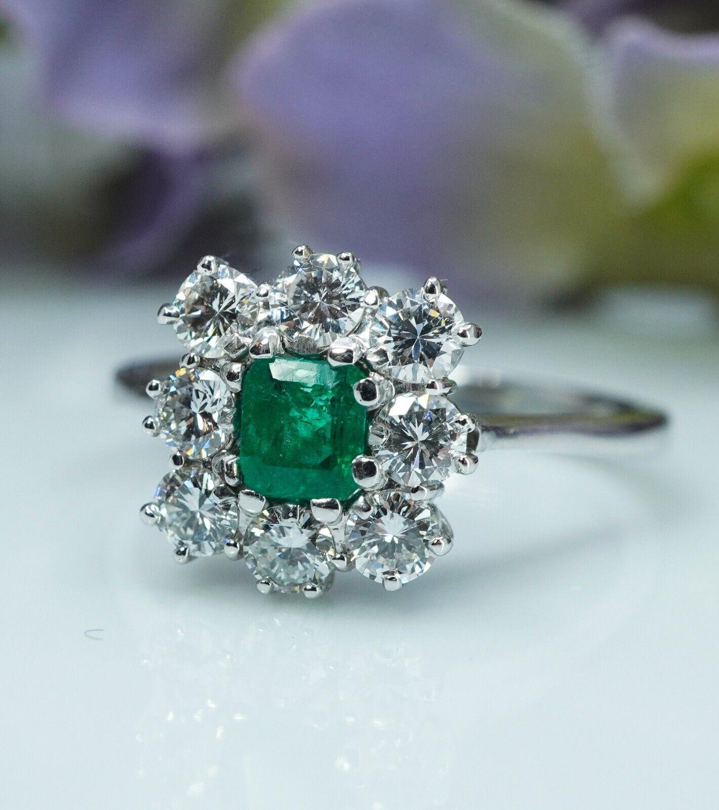 Taglio smeraldo Jabel Vintage Oro Bianco 18K Smeraldo Colombiano Diamante Anello aureola Estate in vendita