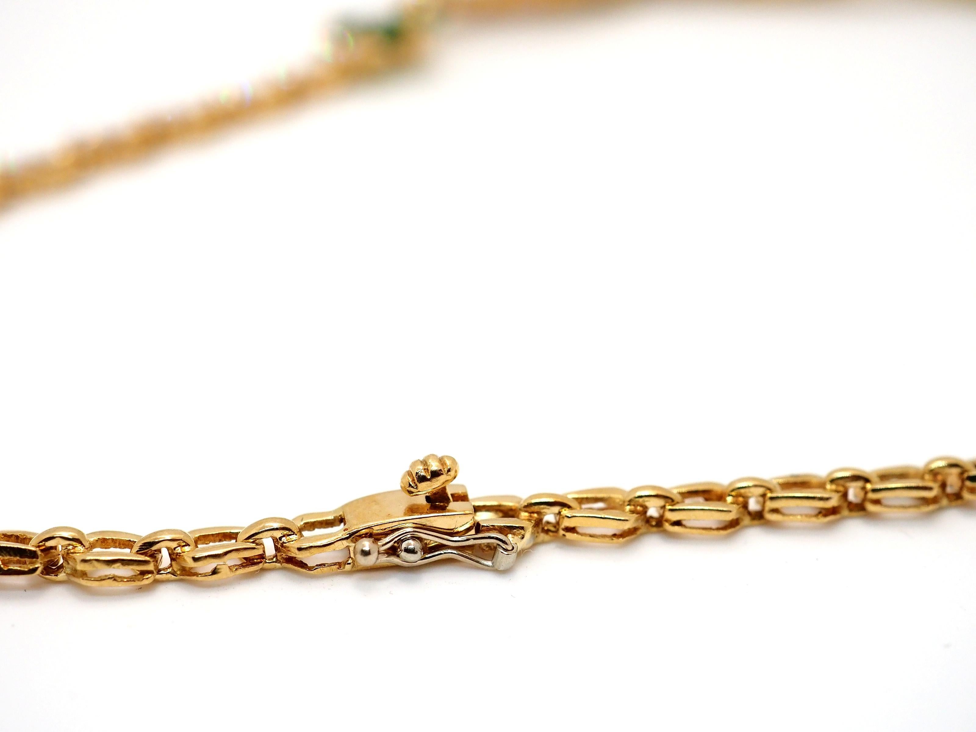 Women's Emerald & Diamond Necklace 18 Karat Yellow Gold For Sale