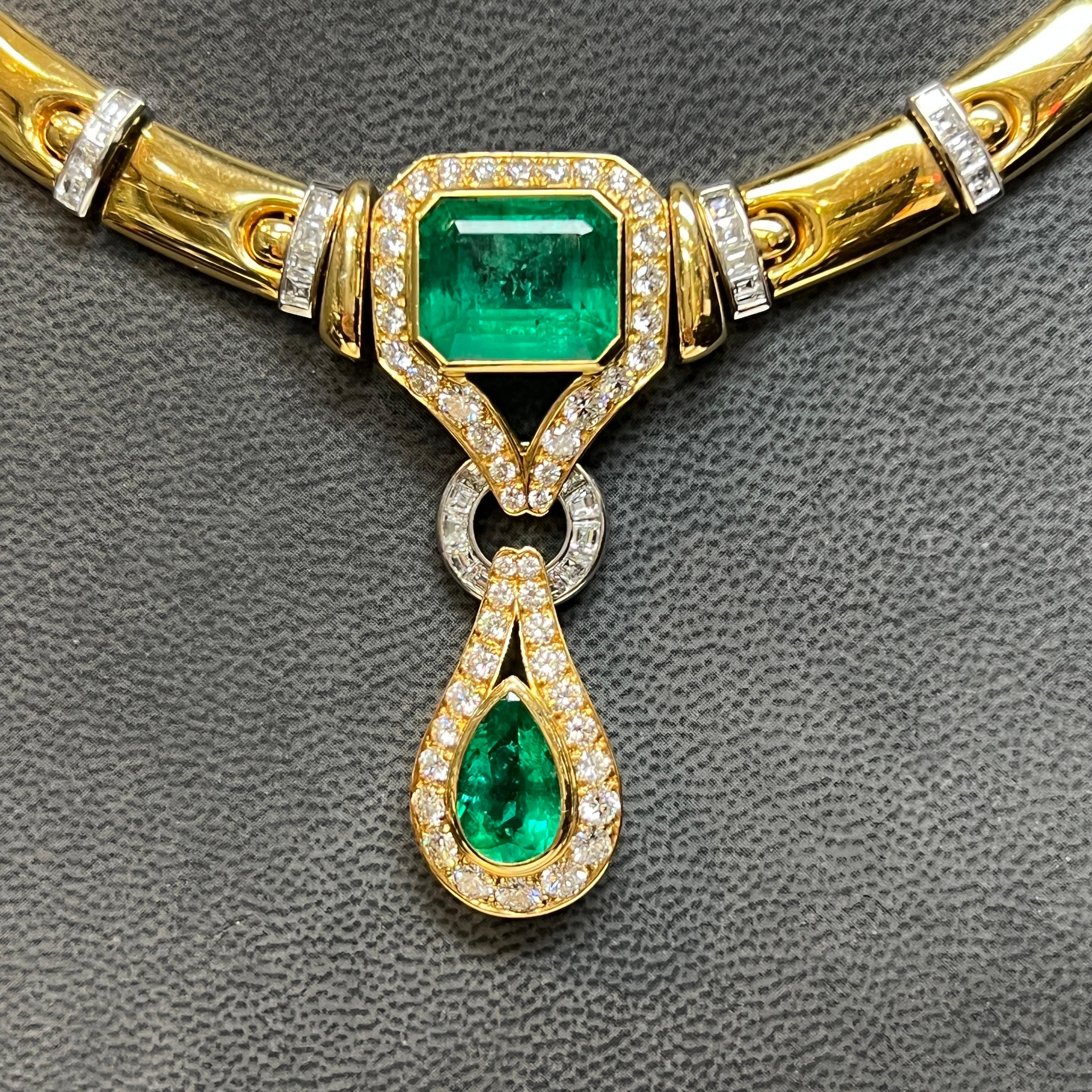 Emerald & Diamond Necklace & Earrings Set For Sale 1