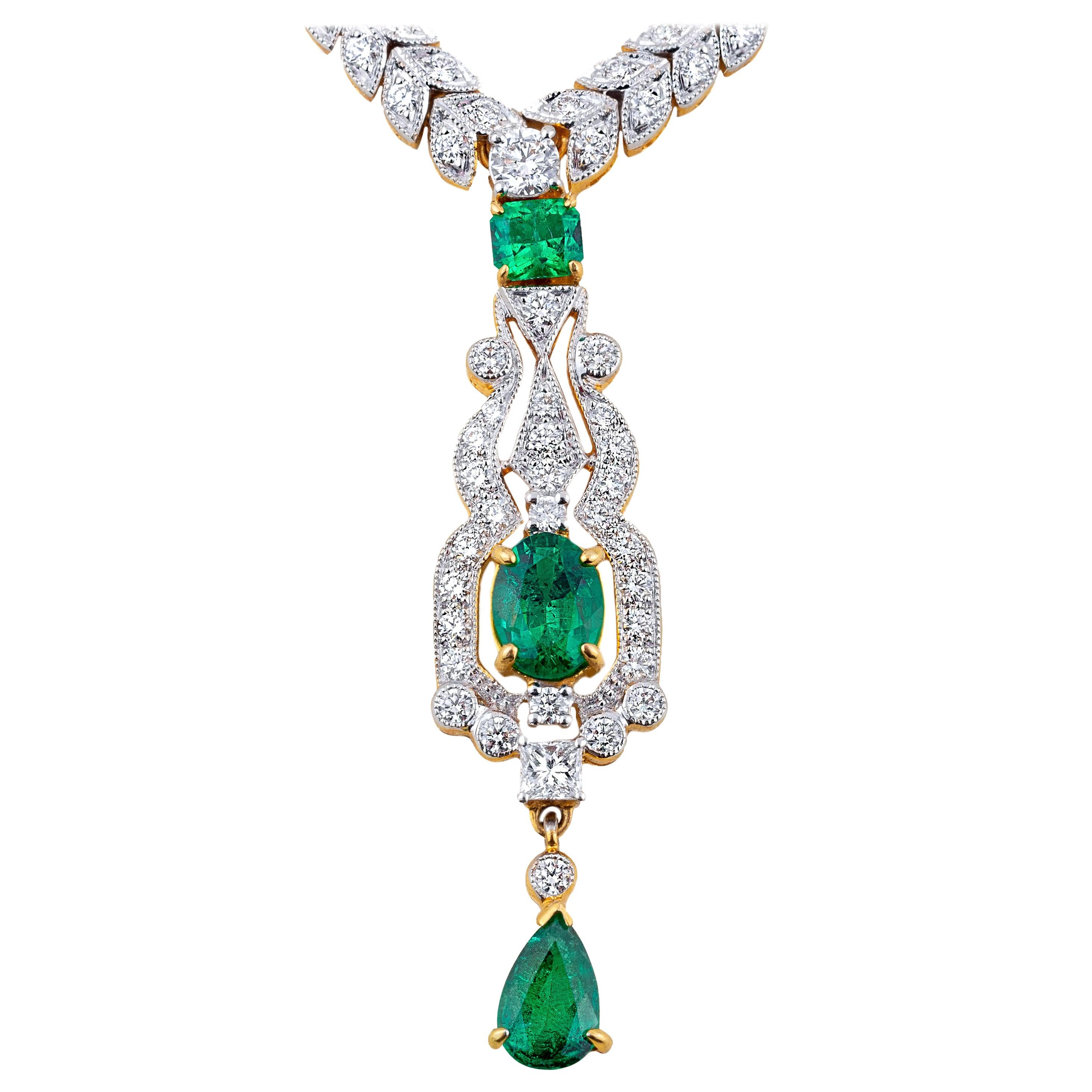 Emerald Diamond Necklace in 18 Karat