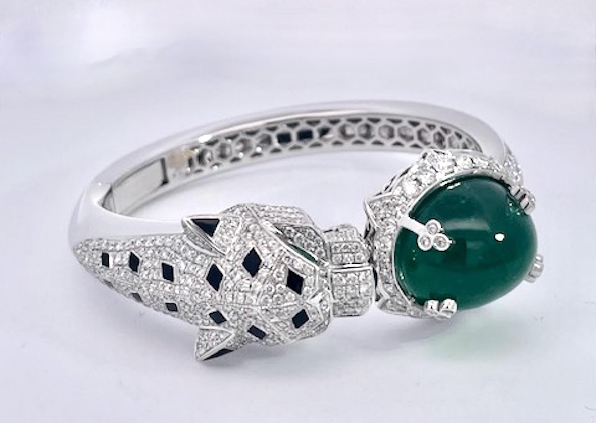 Esmeralda Diamante Ónice Pulsera Panthere con Gran Cabujón Esmeralda 29,78 cts Artesano en venta