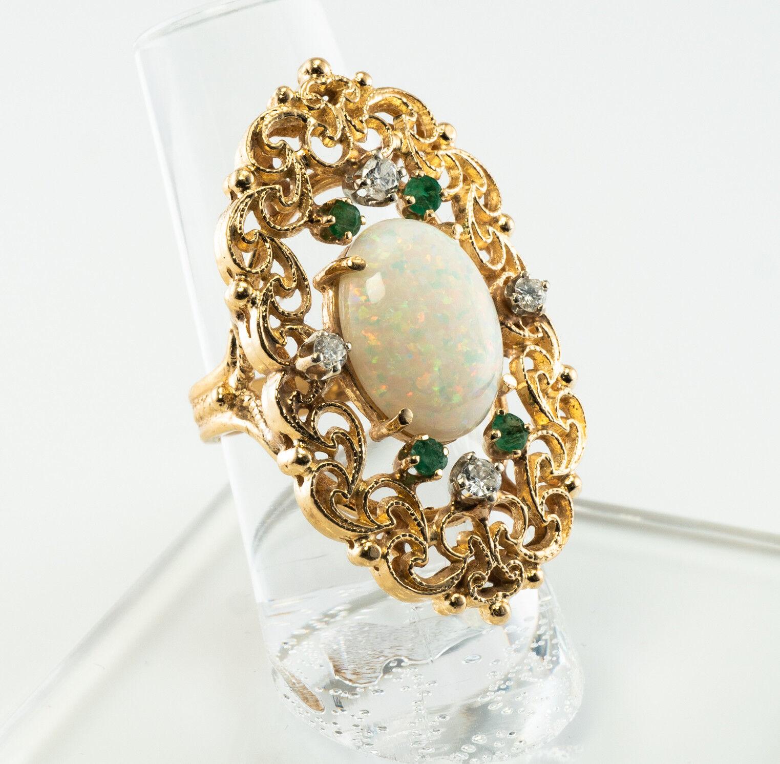 Emerald Diamond Opal Ring 14K Gold Cocktail Vintage In Good Condition For Sale In East Brunswick, NJ