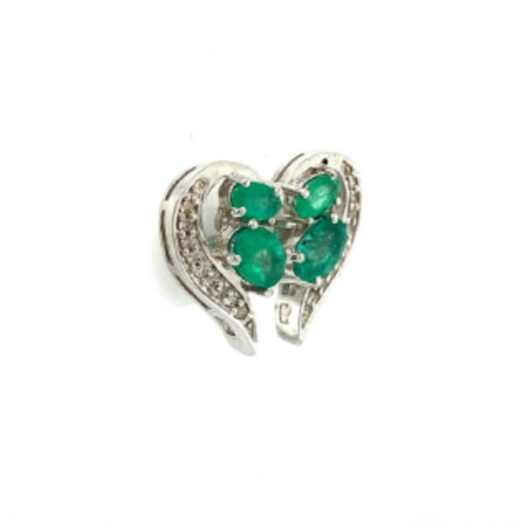 Emerald Diamond Paisley Stud Earrings in 925 Sterling Silver for Mom Gift In New Condition For Sale In New York, NY