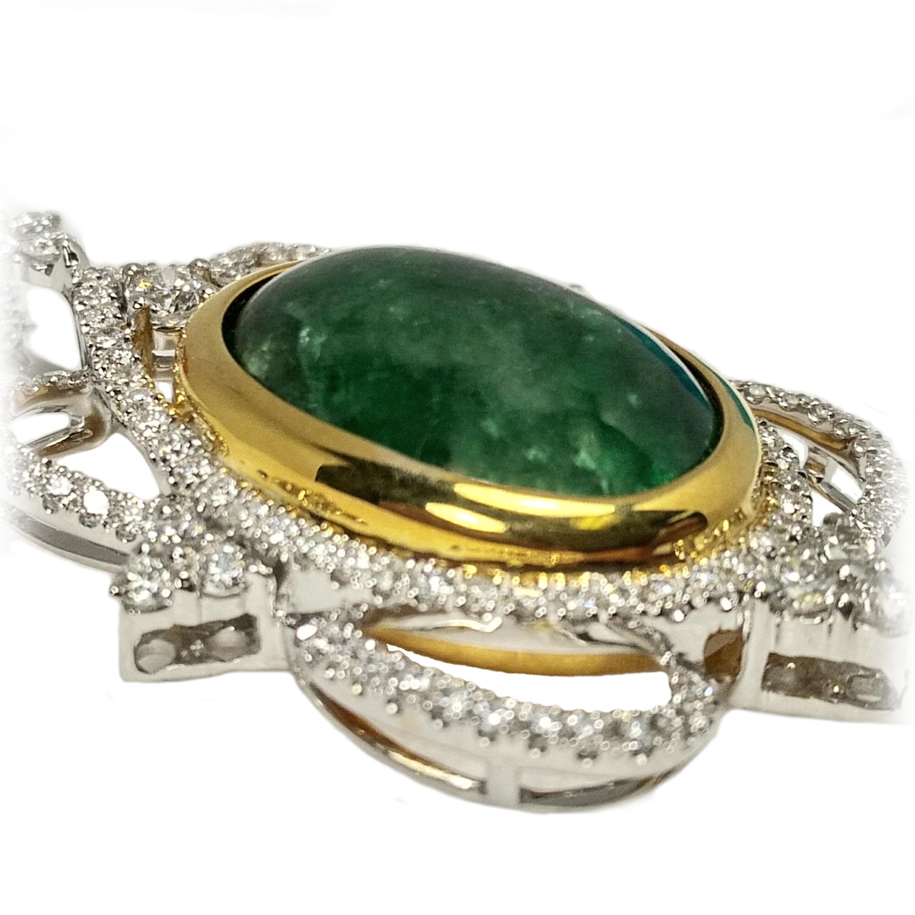 Hunter Green Cabochon Emerald White Gold Pendant Necklace For Sale 2