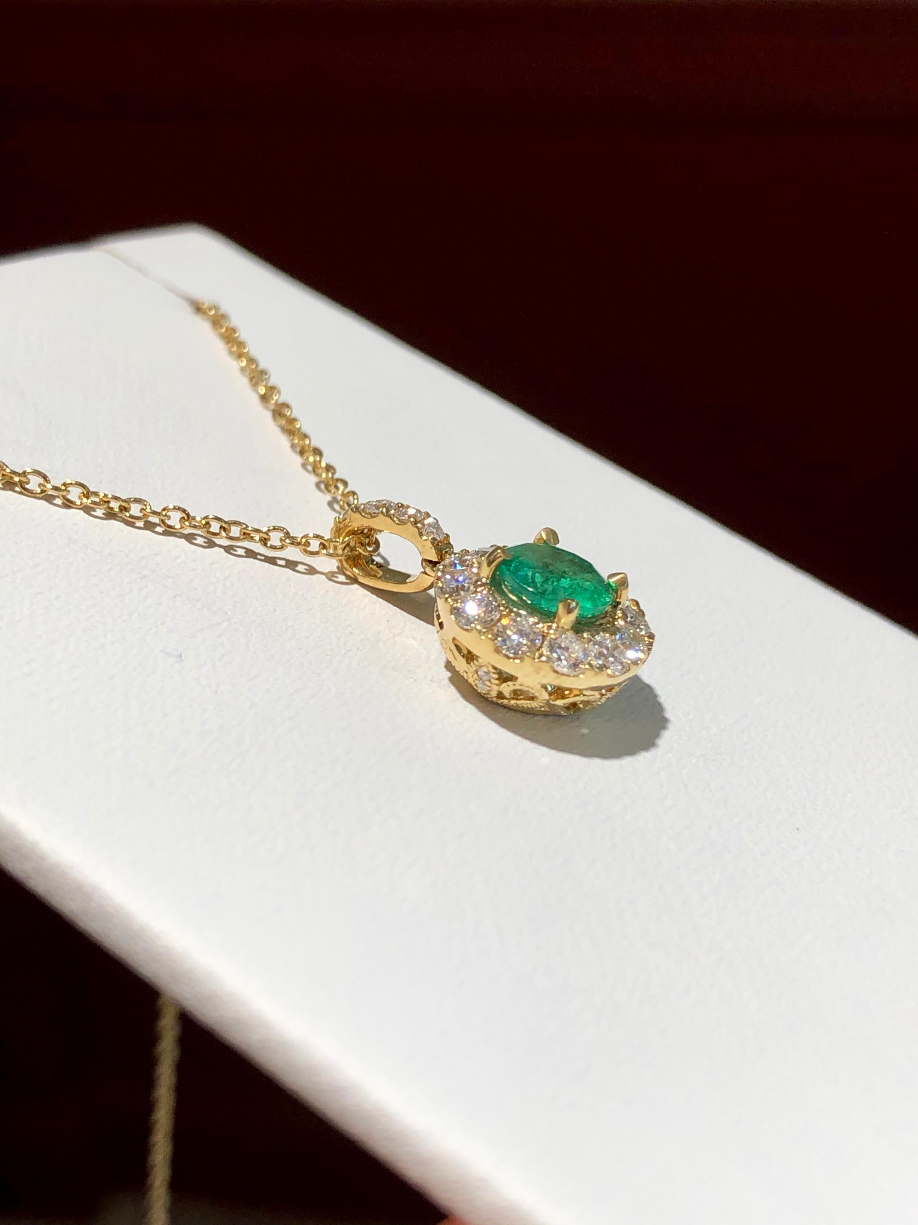 Contemporary Emerald and Diamond Pendant Necklace Yellow Gold For Sale