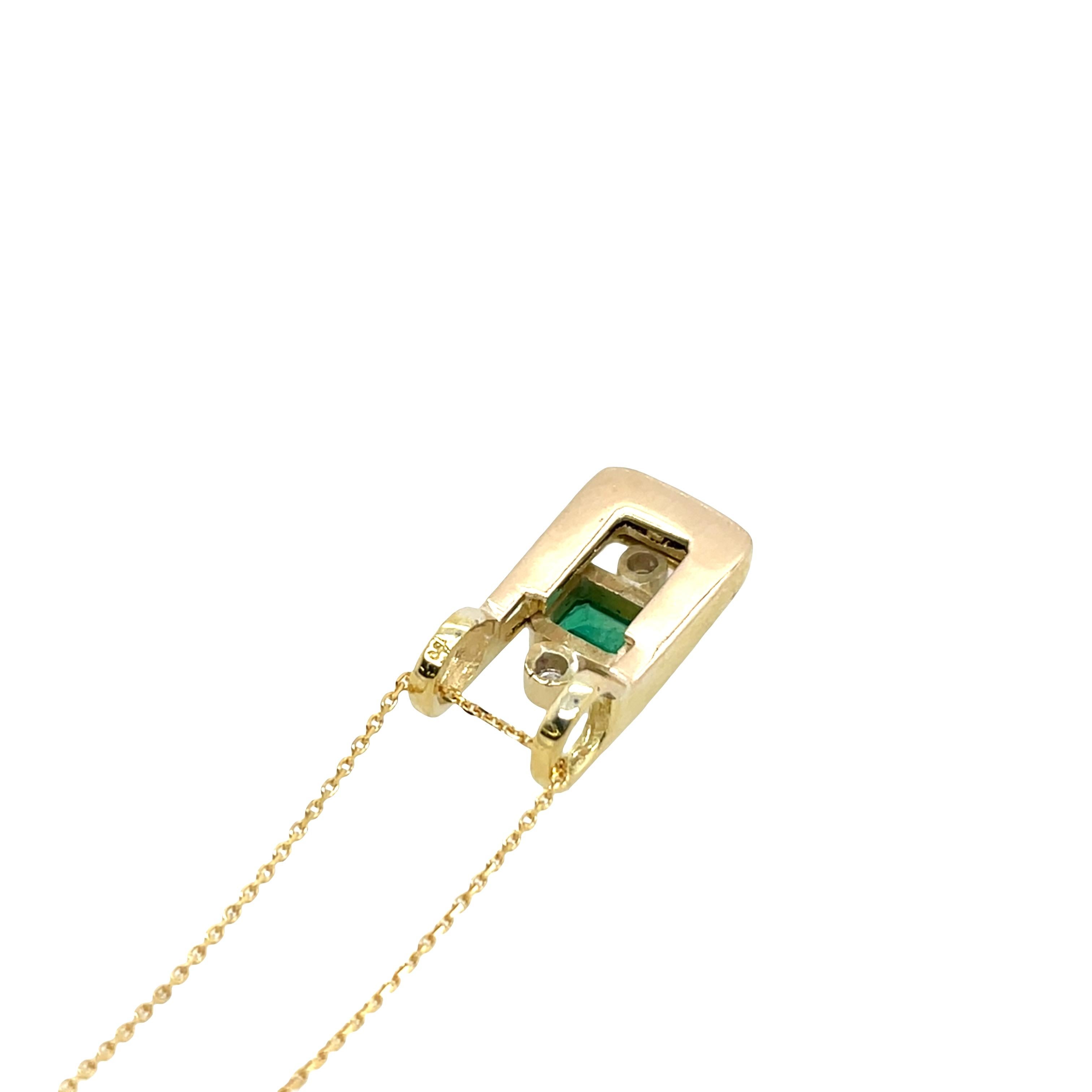 Pendentif émeraude et diamant en or jaune 18ct Excellent état - En vente à London, GB