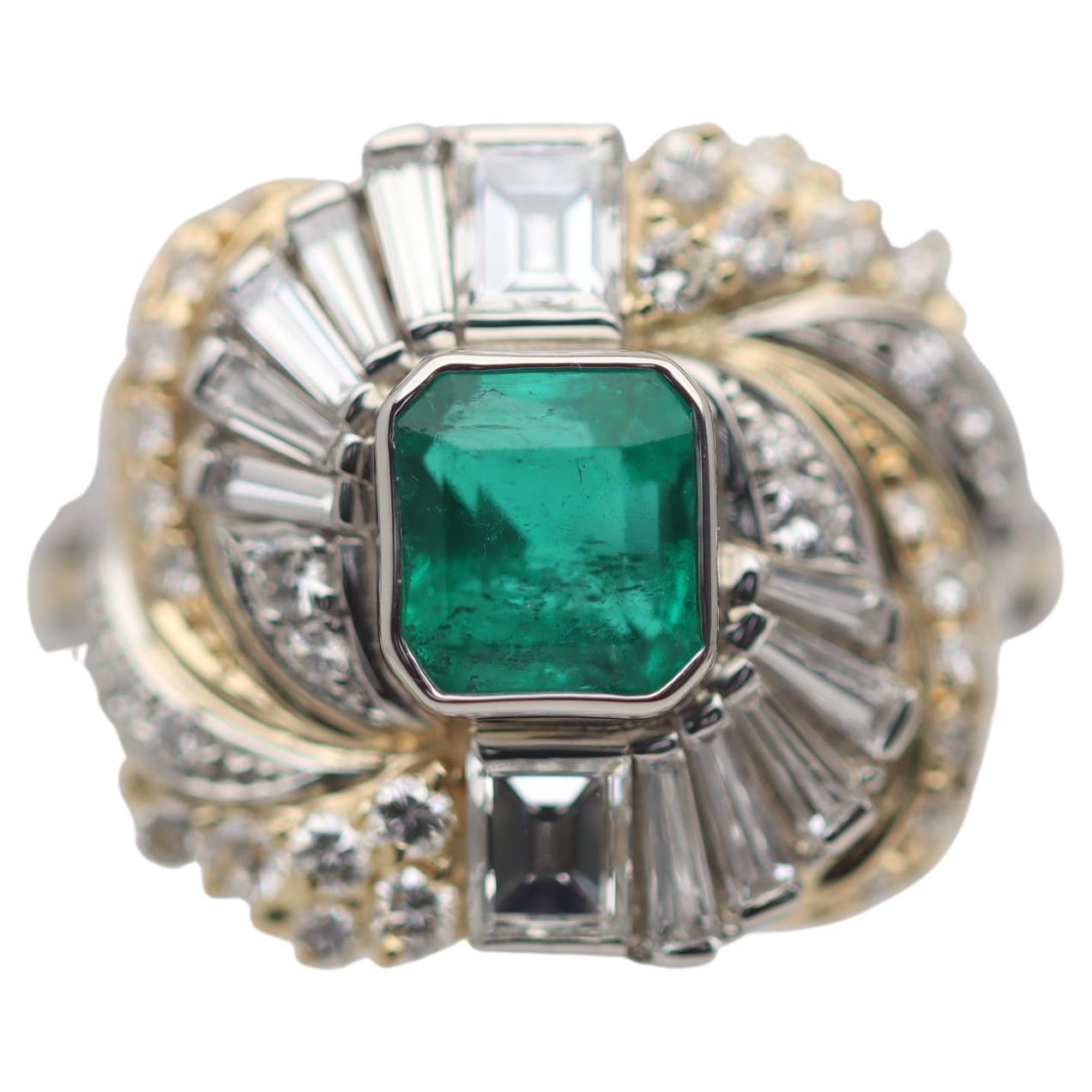 Emerald Diamond Platinum & Gold Two-Tone Spiral Ring For Sale