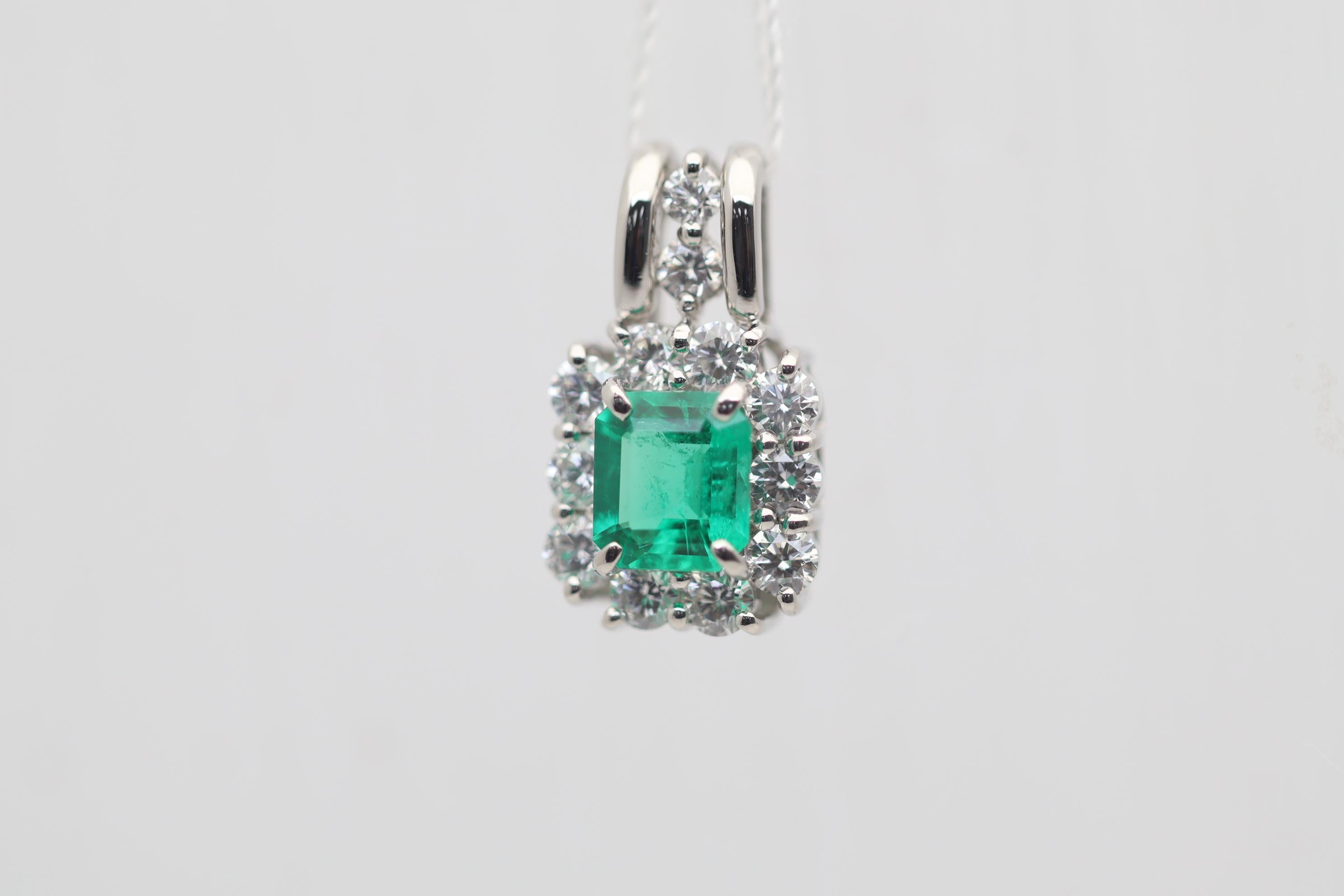 Women's Emerald Diamond Platinum Pendant For Sale