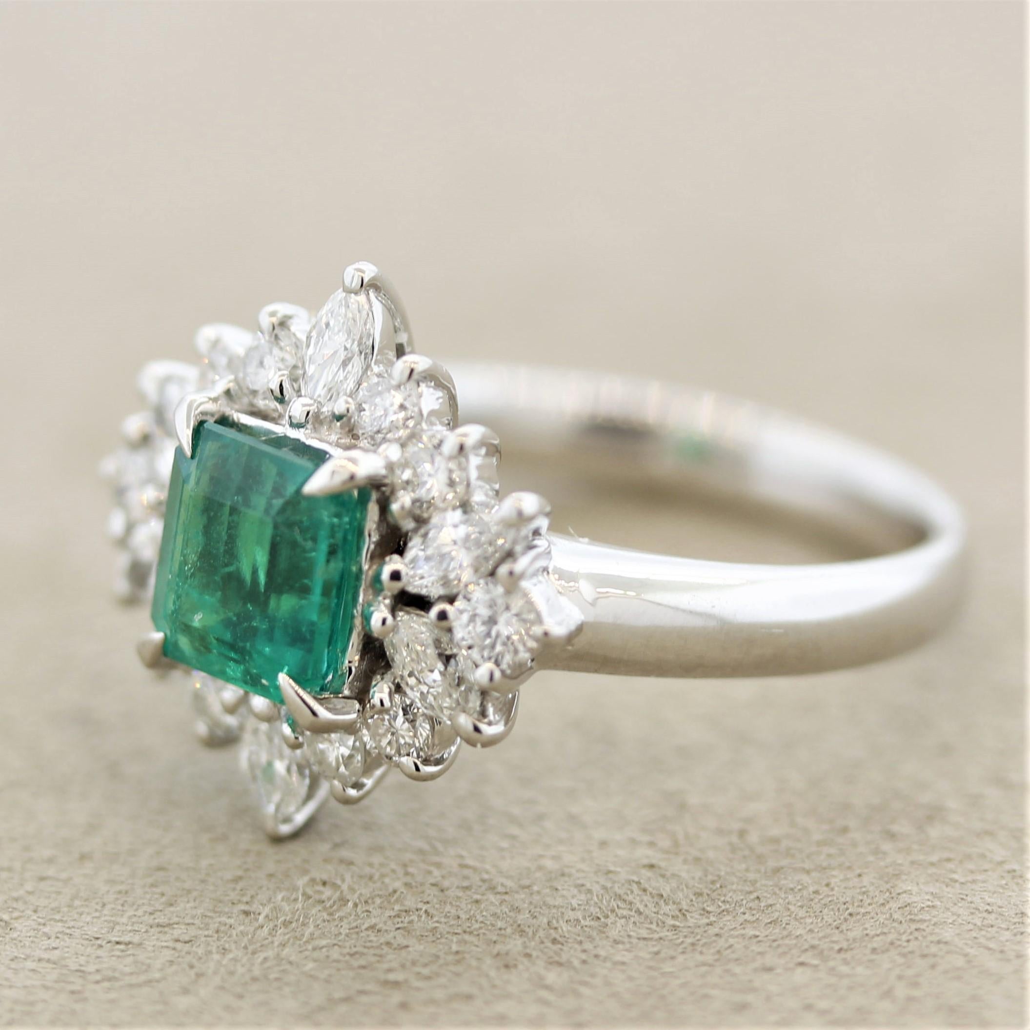 Emerald Diamond Platinum Ring In New Condition For Sale In Beverly Hills, CA
