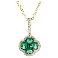 Ciondolo a forma di quadrifoglio in oro giallo 14K con smeraldo e diamante su collana A Link