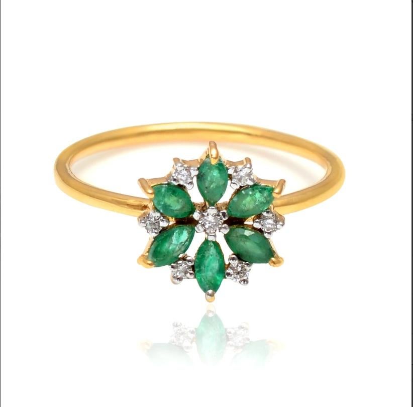 Emerald & Diamond Ring 14K Gold In New Condition For Sale In jaipur, IN